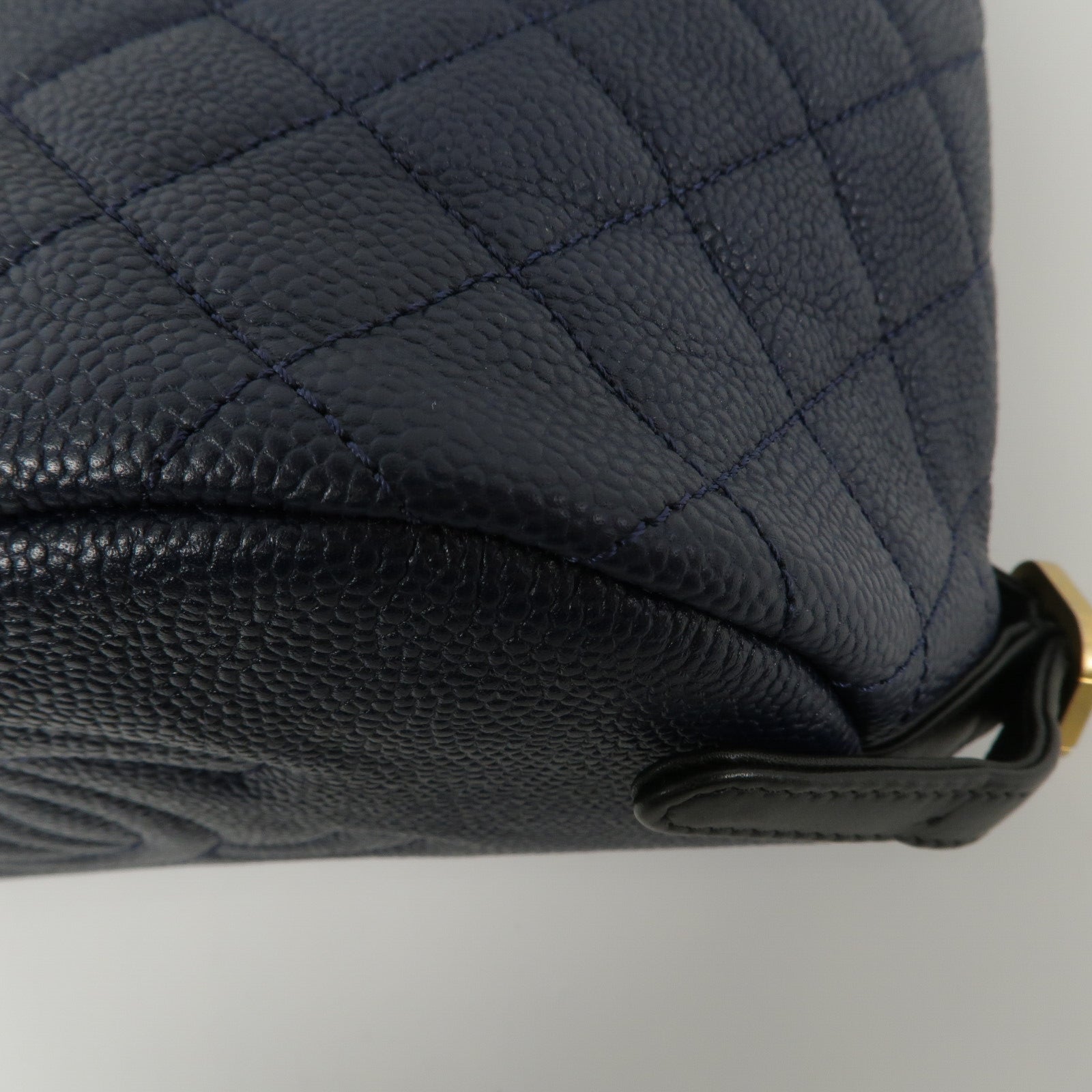 CHANEL 牛皮皮革CC Filigree Backpack鏈帶背包