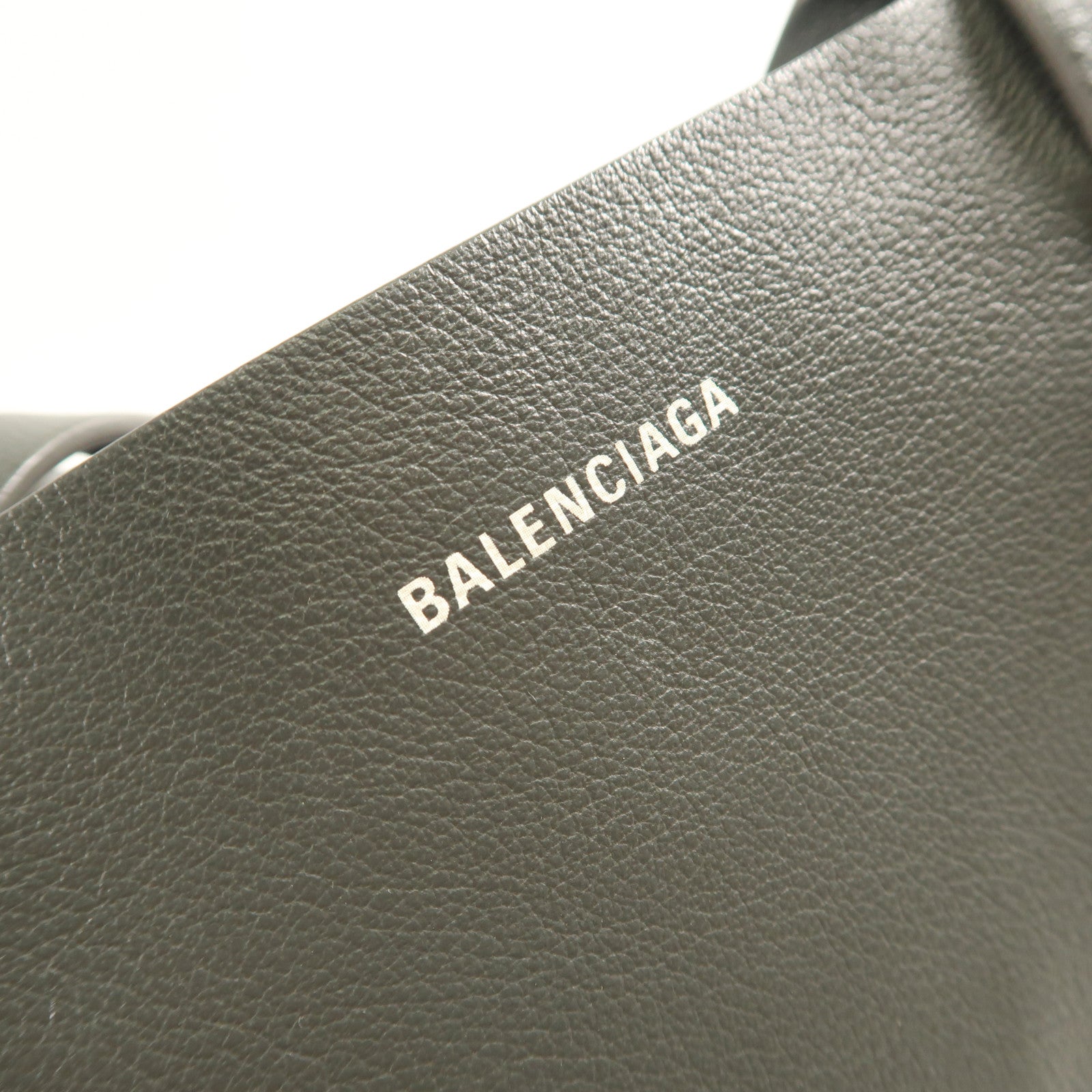 BALENCIAGA 牛皮皮革Everyday肩背袋