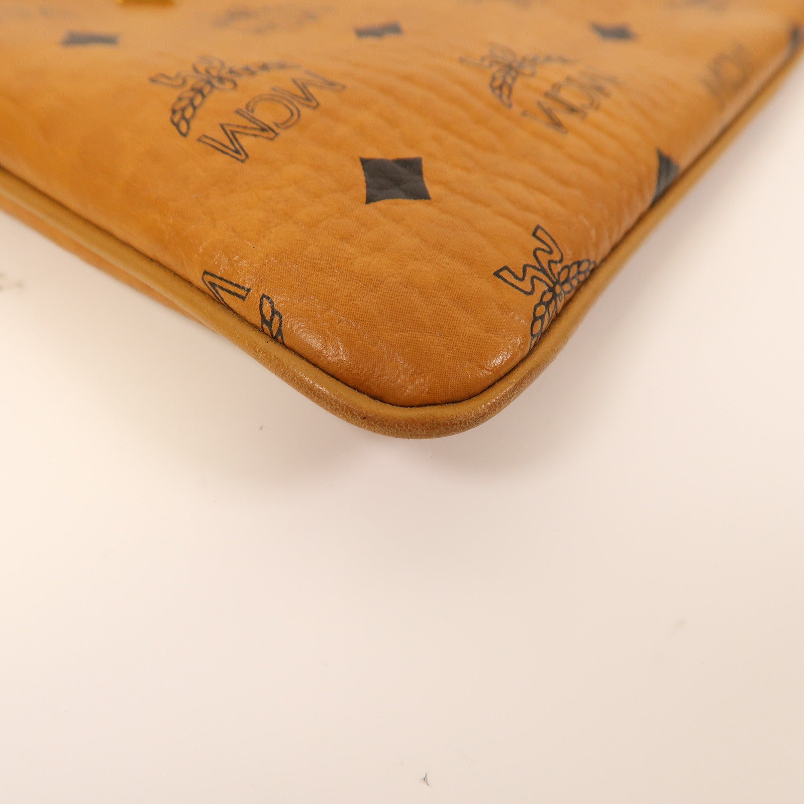 MCM 牛皮皮革Clutch/Pouch金扣手拿包啡色