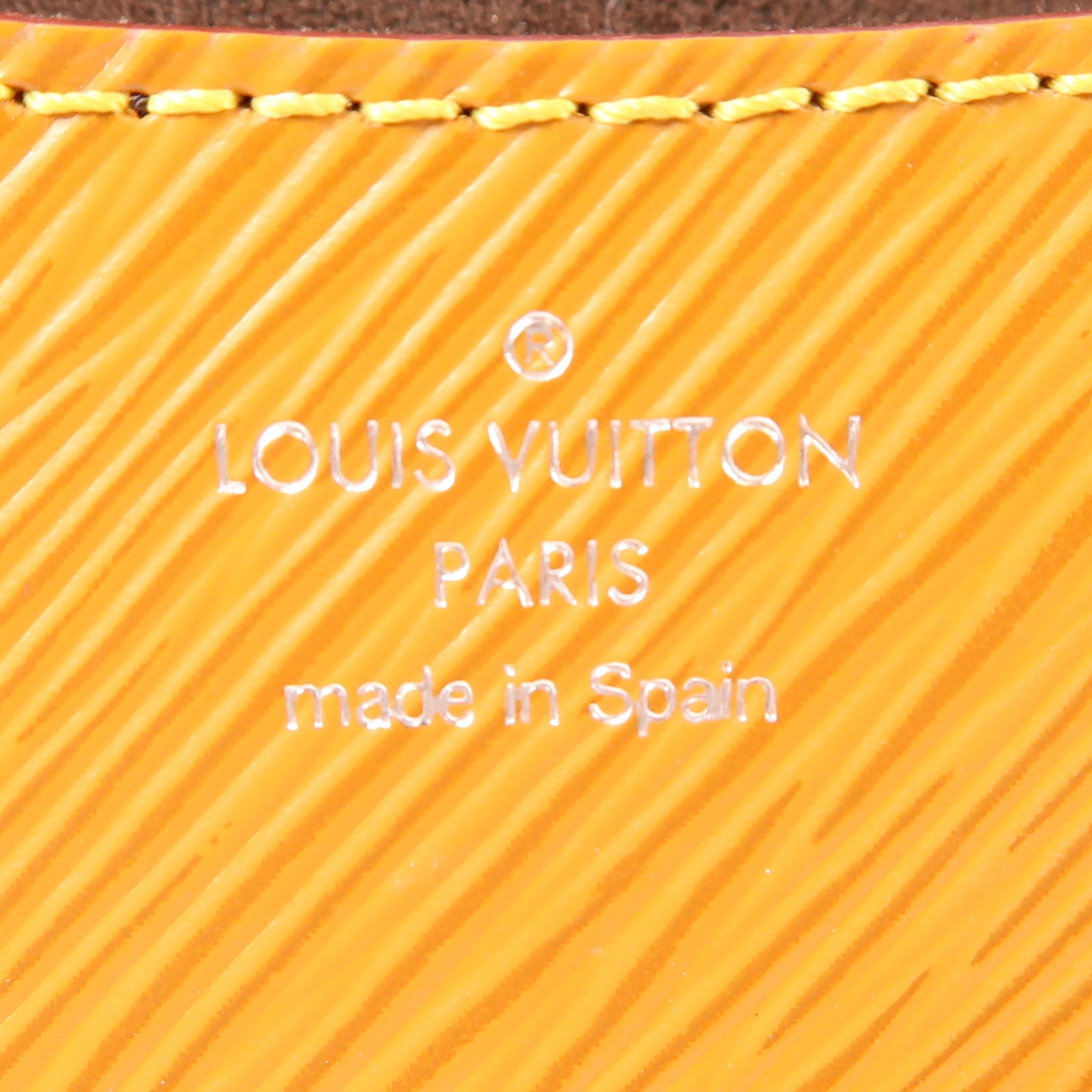 LOUIS VUITTON Epi Buci銀扣肩背袋