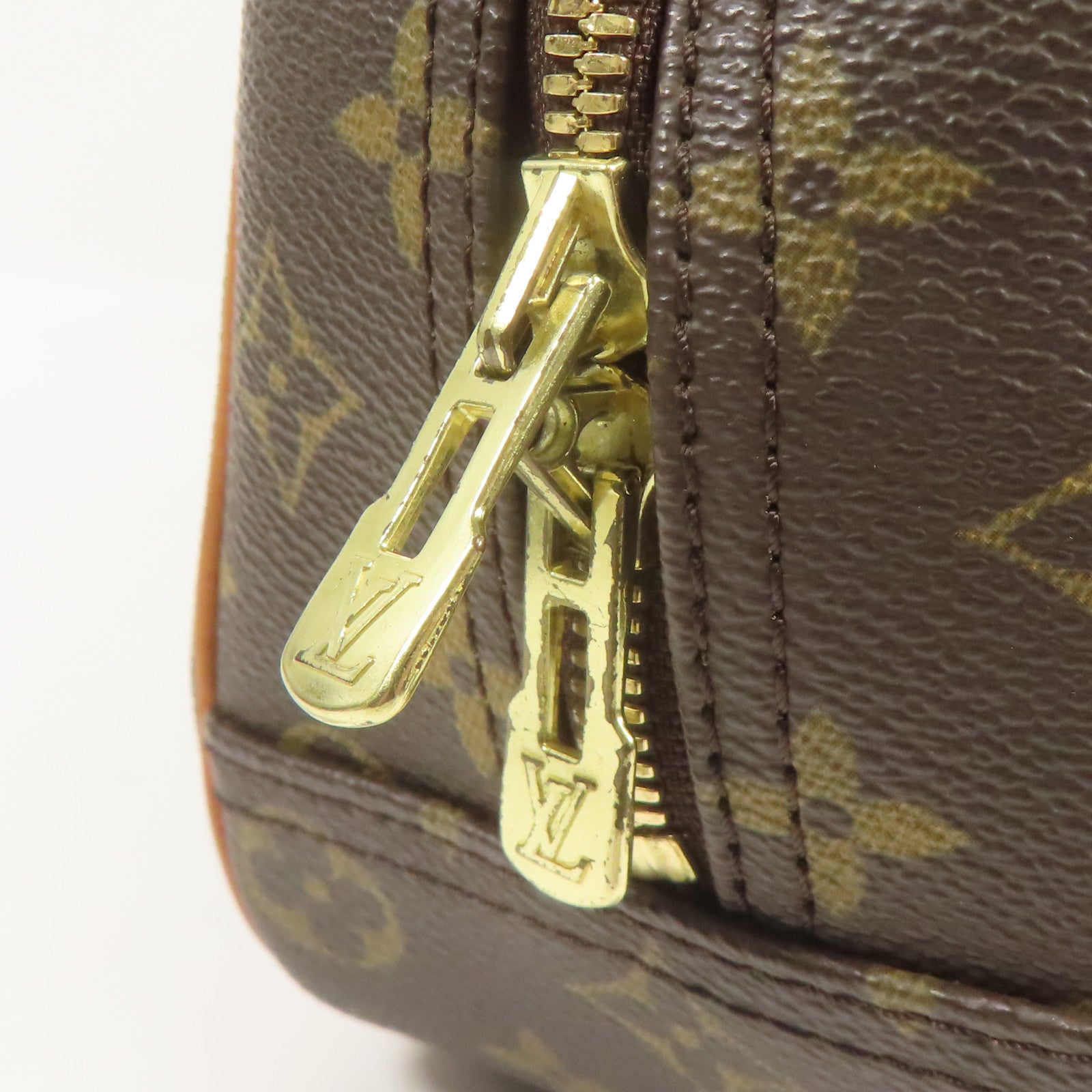 LOUIS VUITTON Monogram Trouville金扣手挽袋