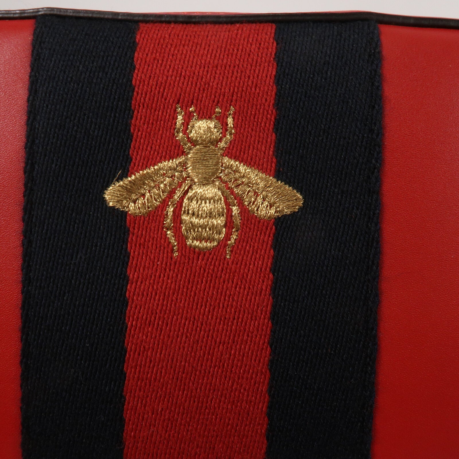 GUCCI 牛皮皮革Gucci Bee Web Camera Bag肩背袋