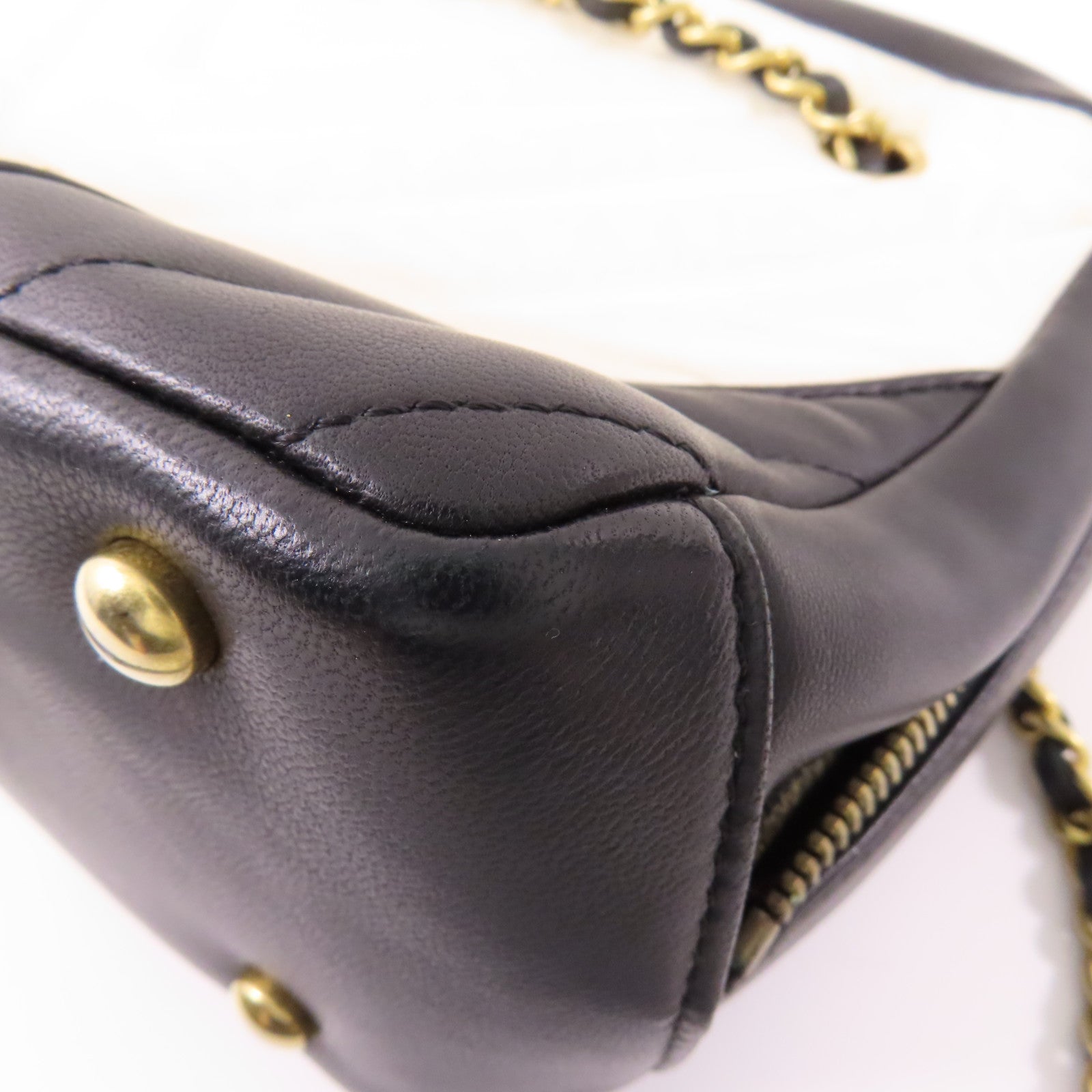 CHANEL 羊皮皮革Chain Shoulder鏈帶肩背袋