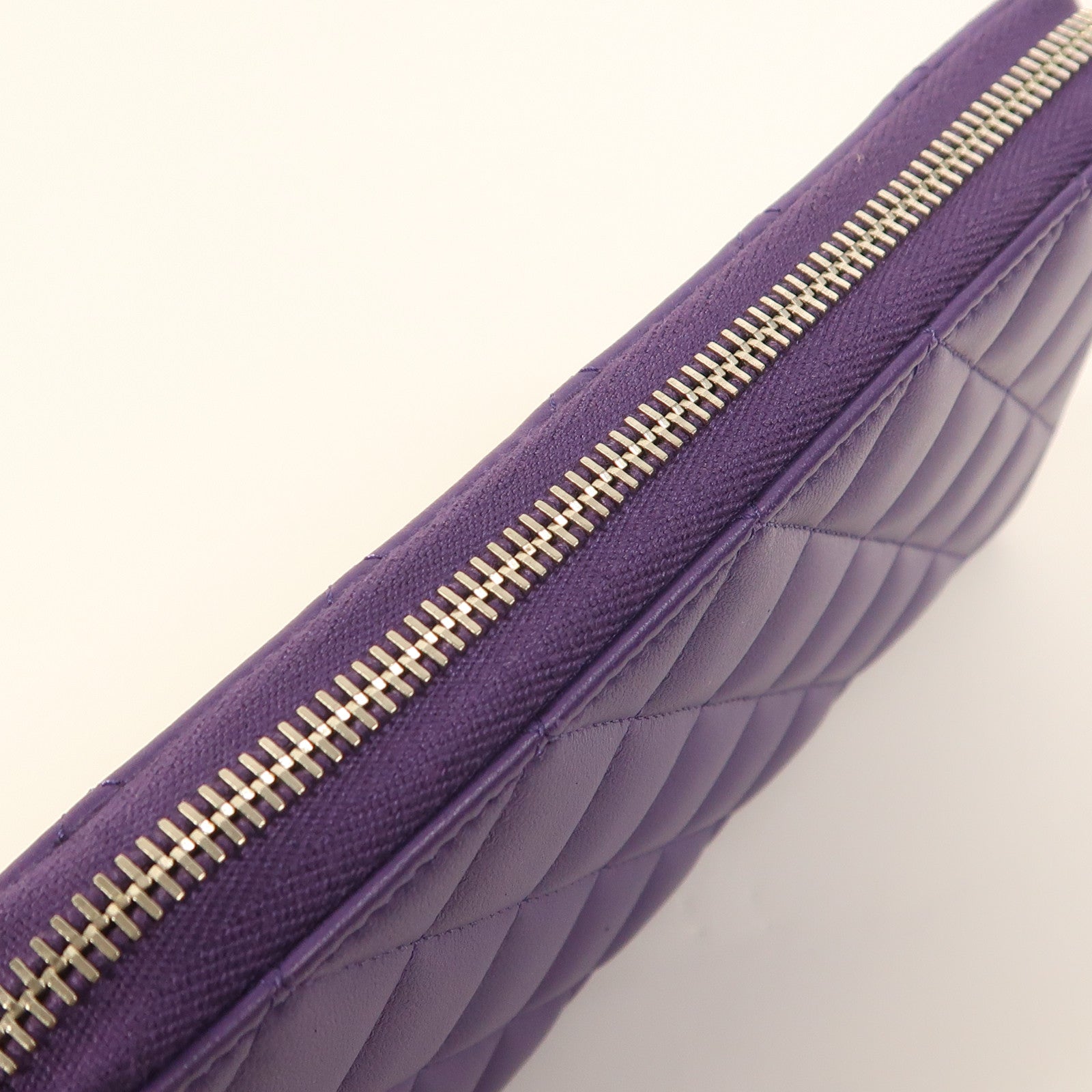 CHANEL 羊皮皮革Zipper Long Wallet銀扣長錢包