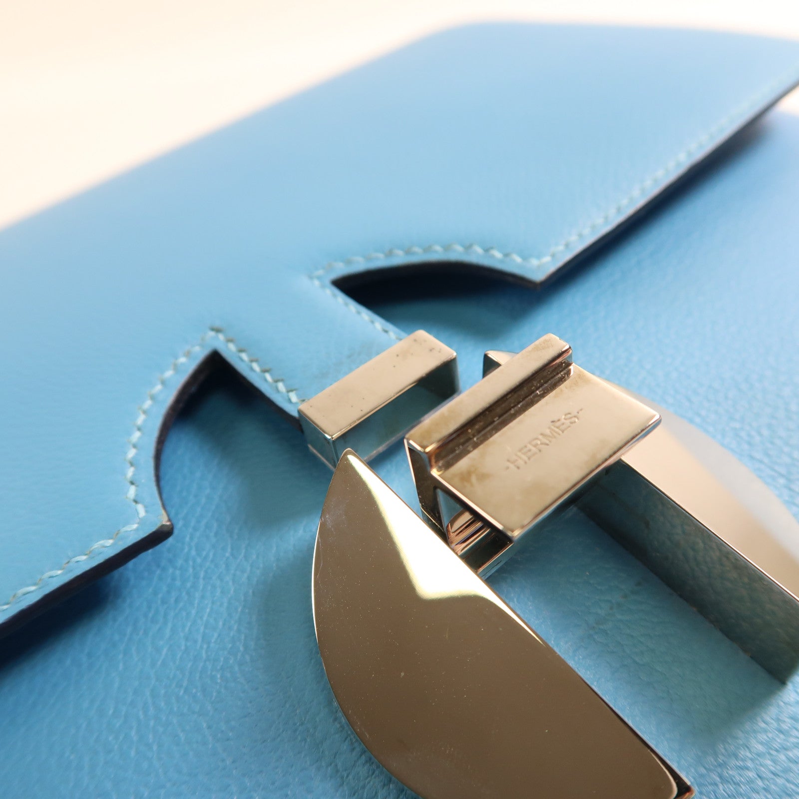 HERMES 【激減優惠】Evercolor皮革2002銀扣肩背袋Bleu Du Nord