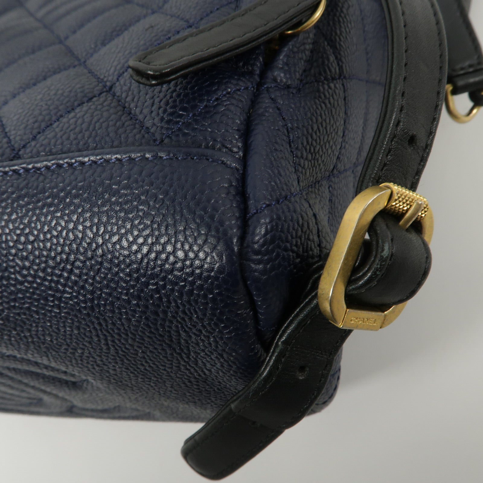 CHANEL 牛皮皮革CC Filigree Backpack鏈帶背包