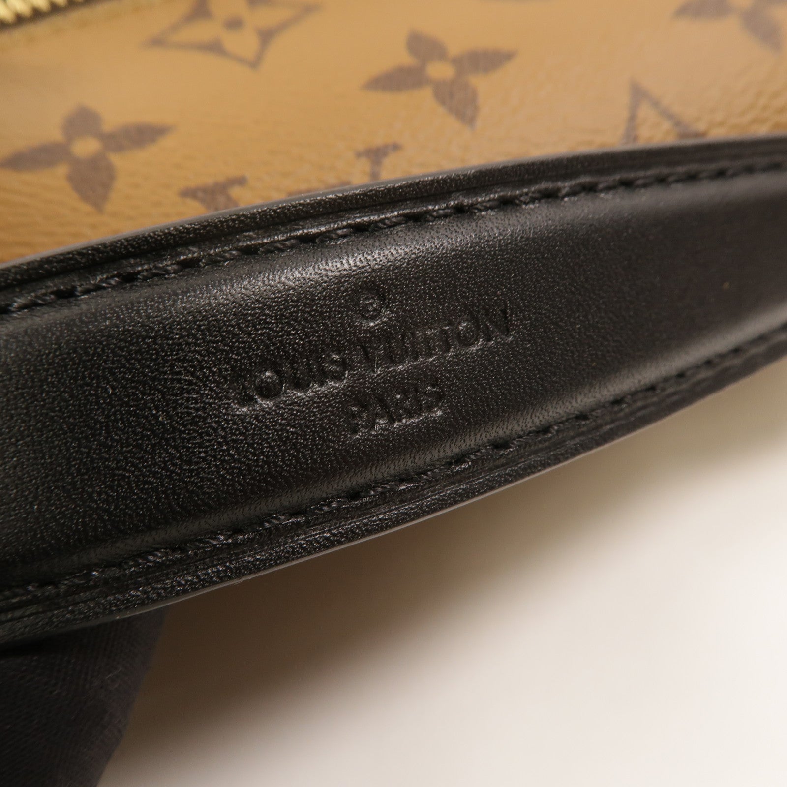 LOUIS VUITTON Monogram Reverse Pochette Metis手挽肩背兩用袋
