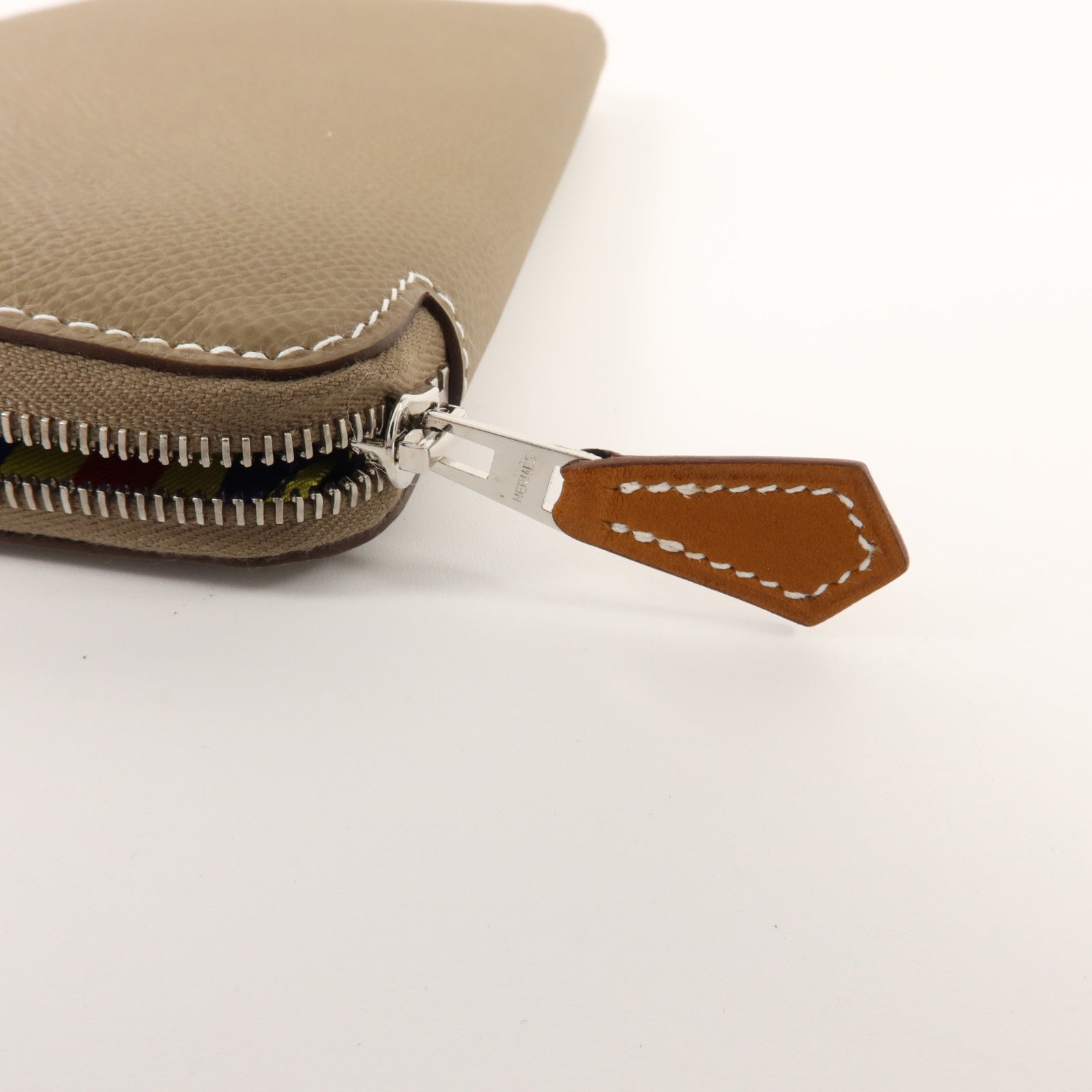 HERMES Epsom皮革Silk In Long Wallet長錢包Etoupe