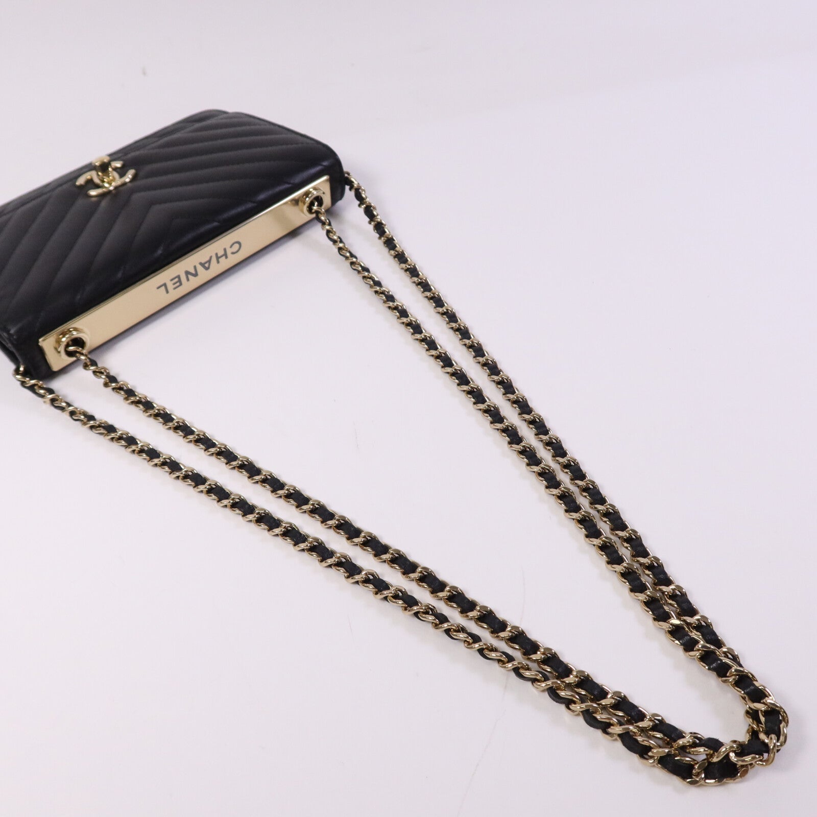CHANEL 羊皮皮革Wallet On Chain金扣鏈帶肩背袋