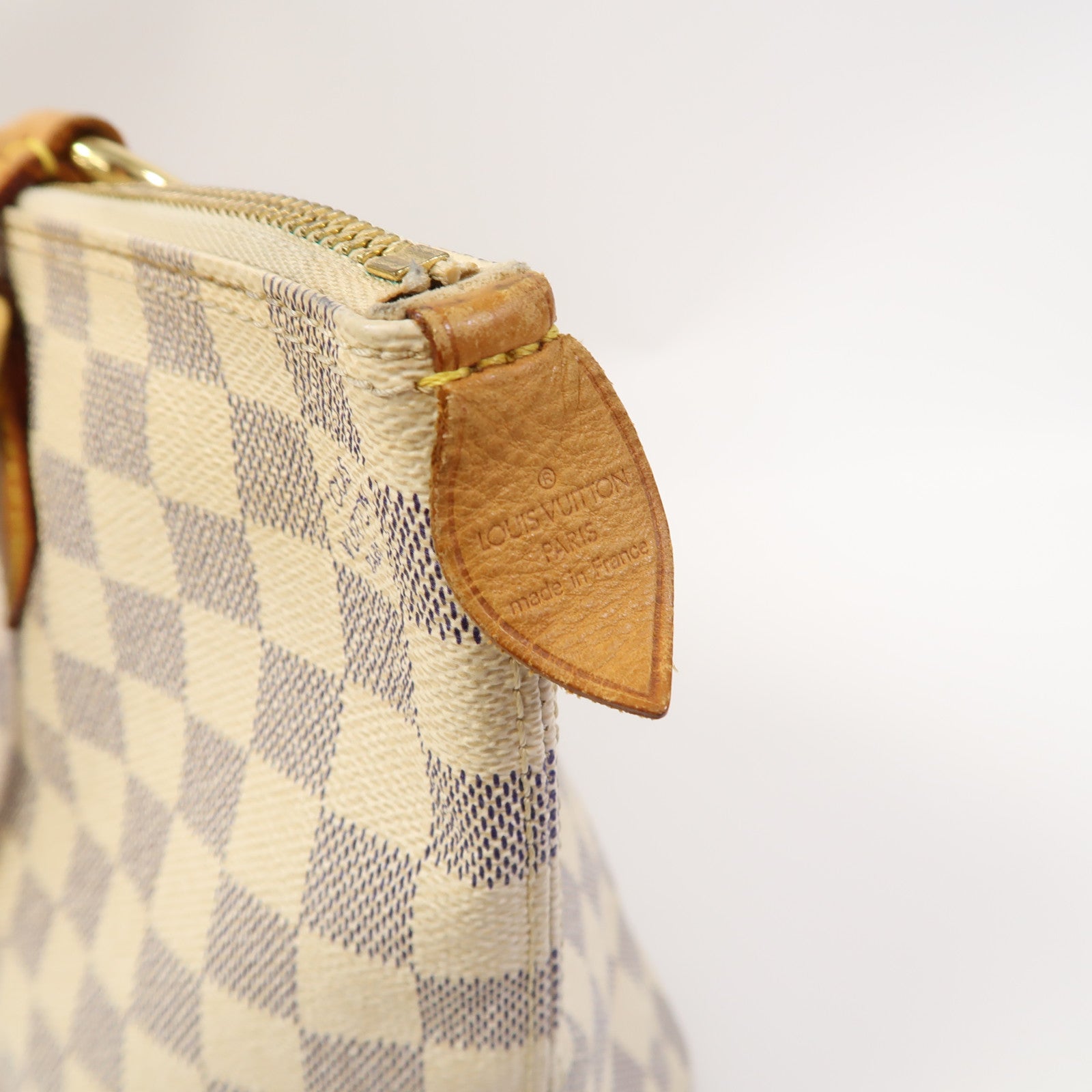 LOUIS VUITTON Damier Azur Saleya PM金扣手挽袋白色