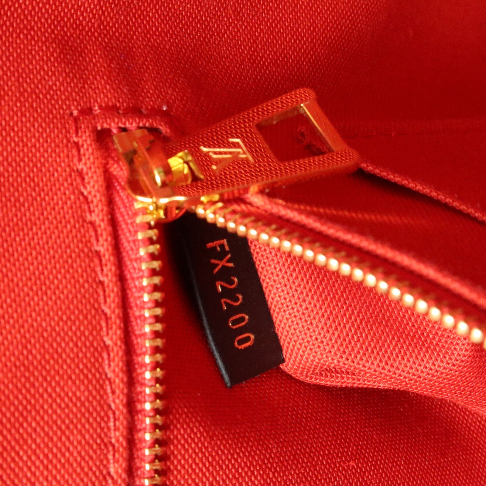 LOUIS VUITTON Monogram Giant On The Go MM手挽肩背兩用袋