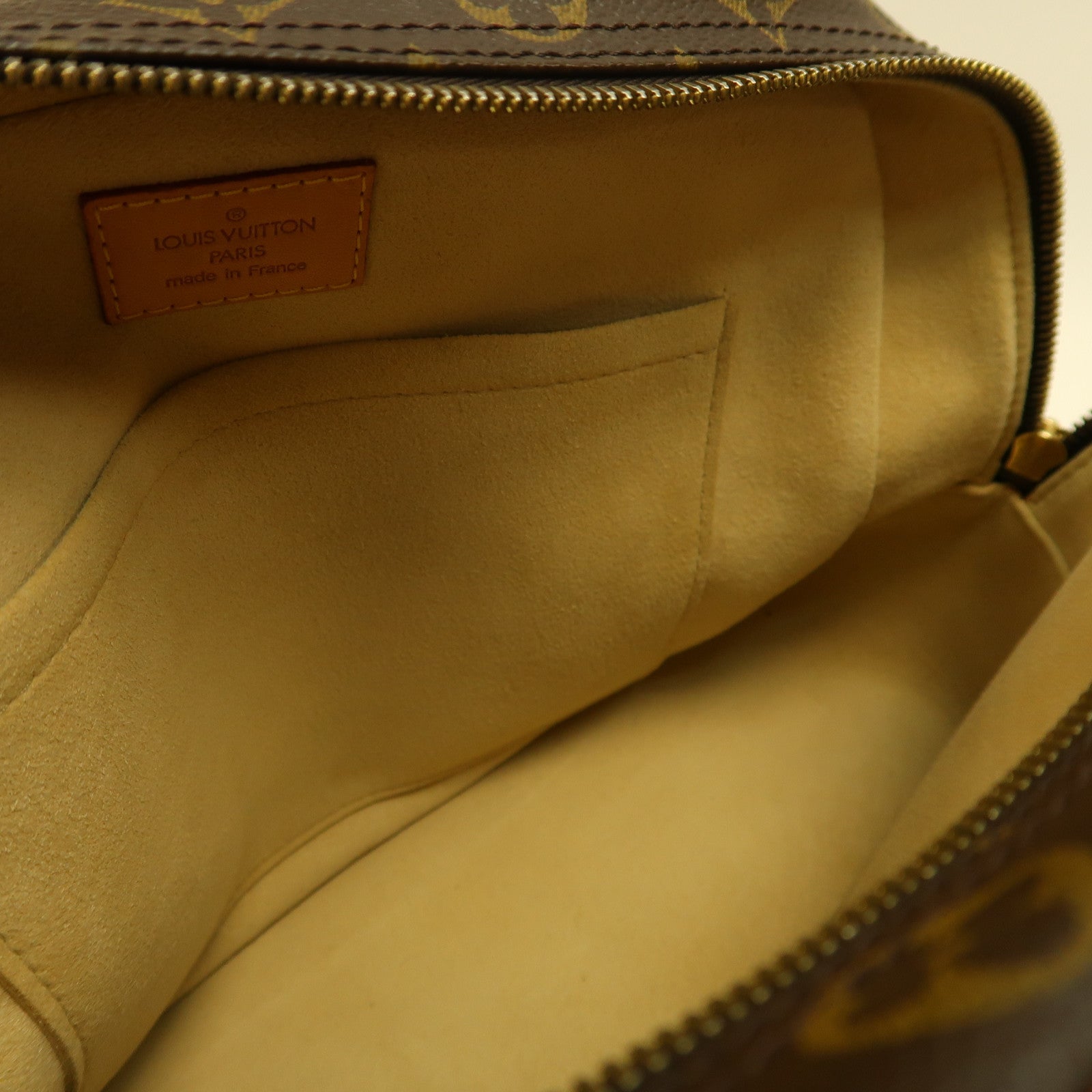 LOUIS VUITTON Monogram Manhattan PM金扣手挽袋啡色