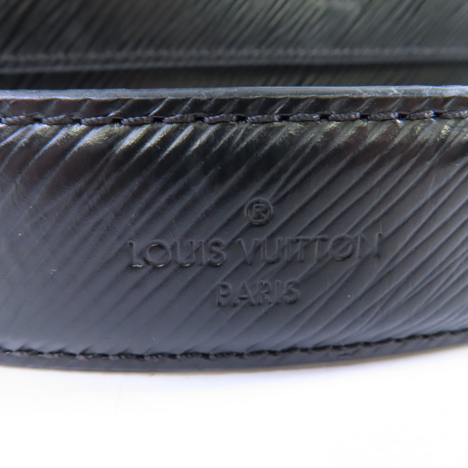 LOUIS VUITTON Epi Twist MM Chain Shoulder Bag銀扣鏈帶肩背袋黑色