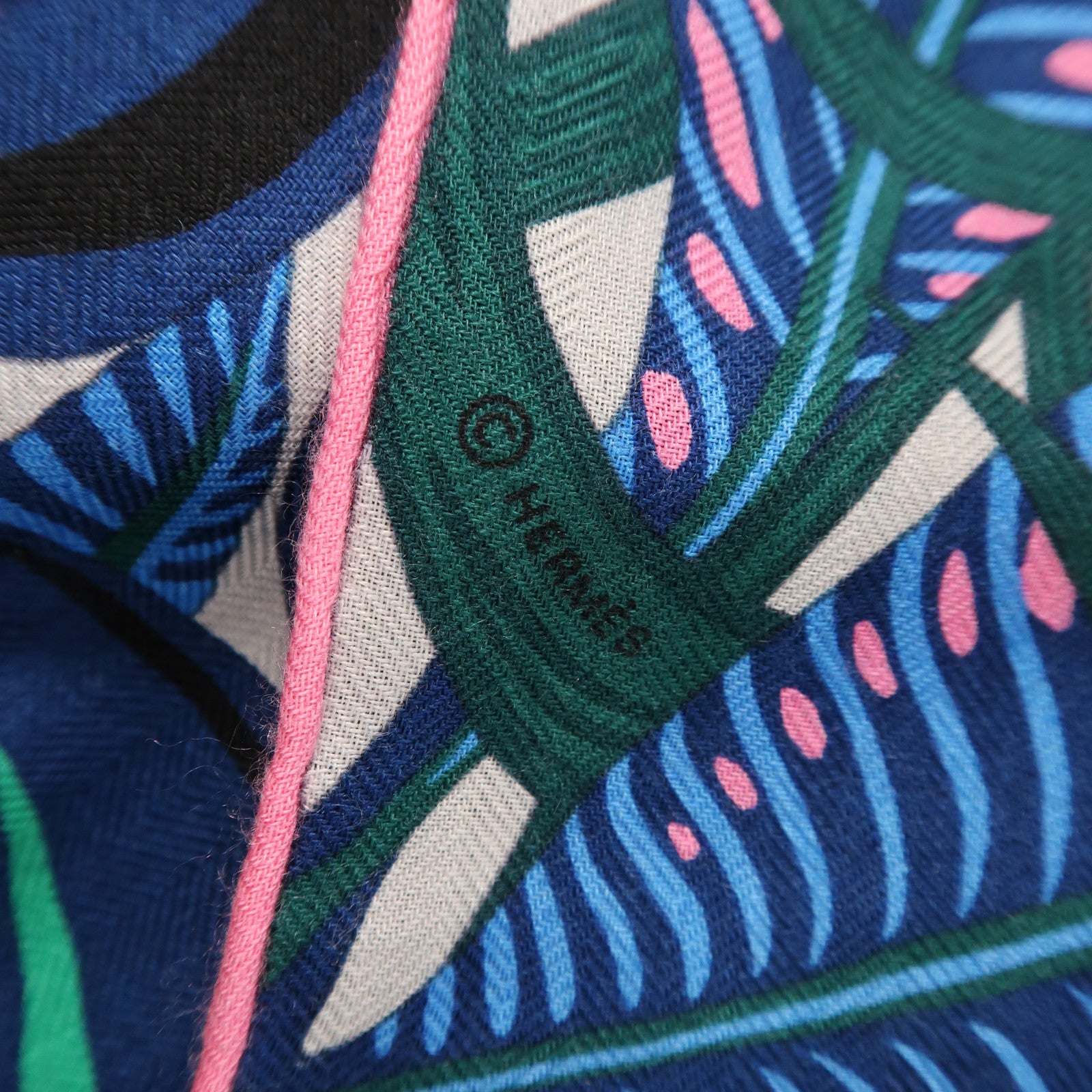 HERMES 羊絨/絲質Scarf圍巾藍色/綠色/粉紅色