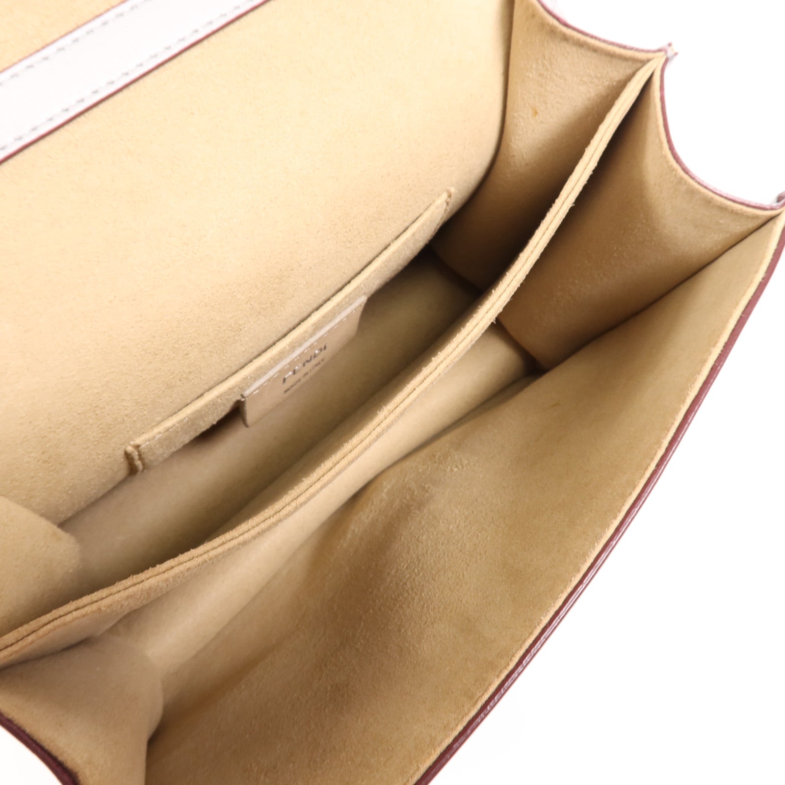 FENDI 牛皮皮革Kan I銀扣肩背袋