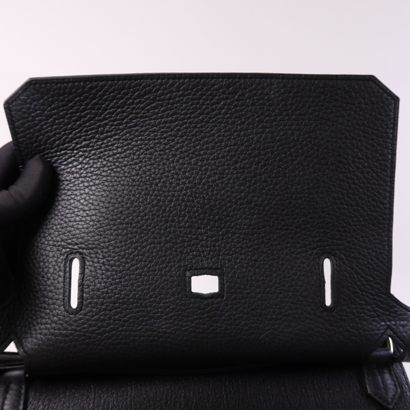 HERMES Clemence皮革Jypsiere 28銀扣肩背袋Noir