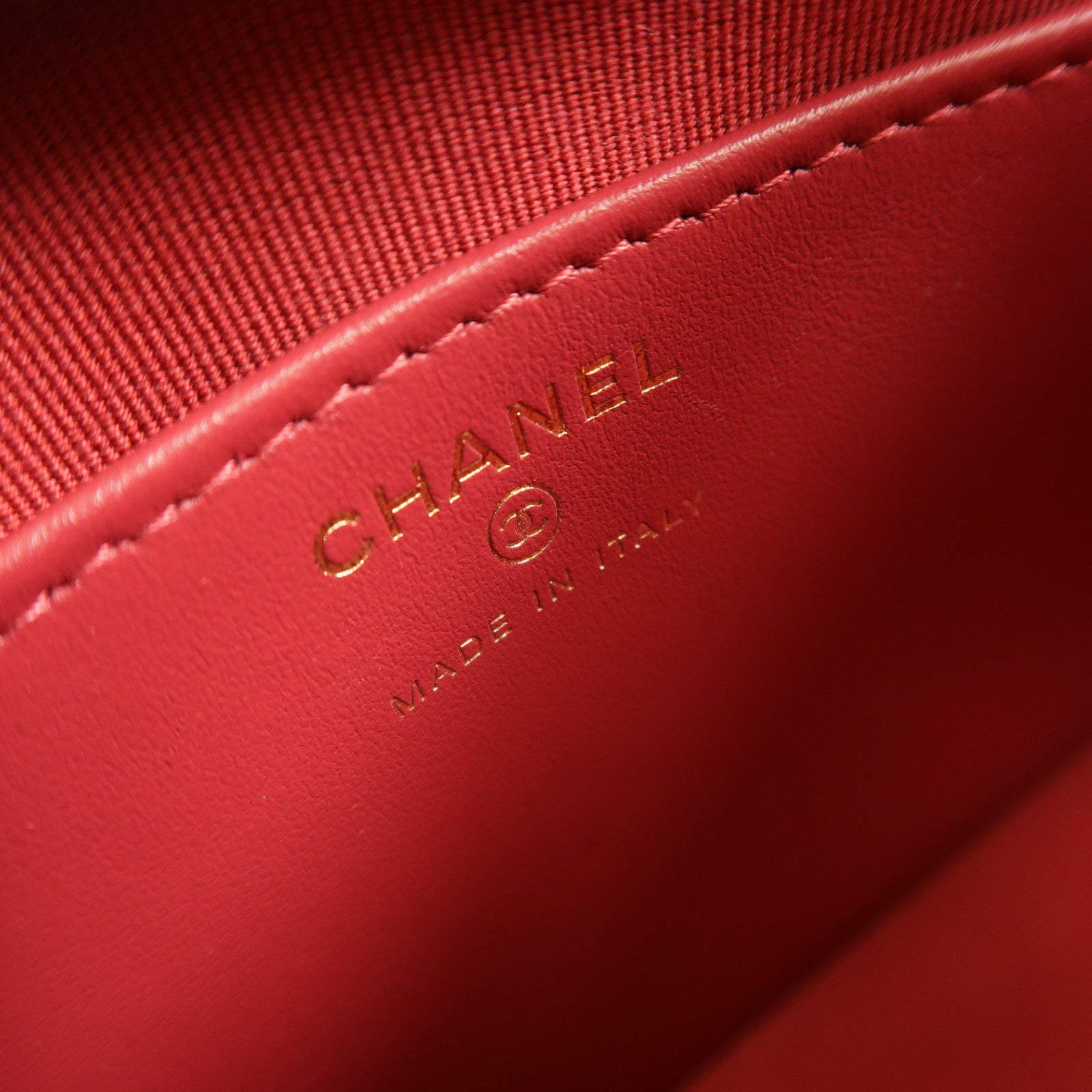 CHANEL 羊皮皮革C19 Hobo鏈帶肩背袋