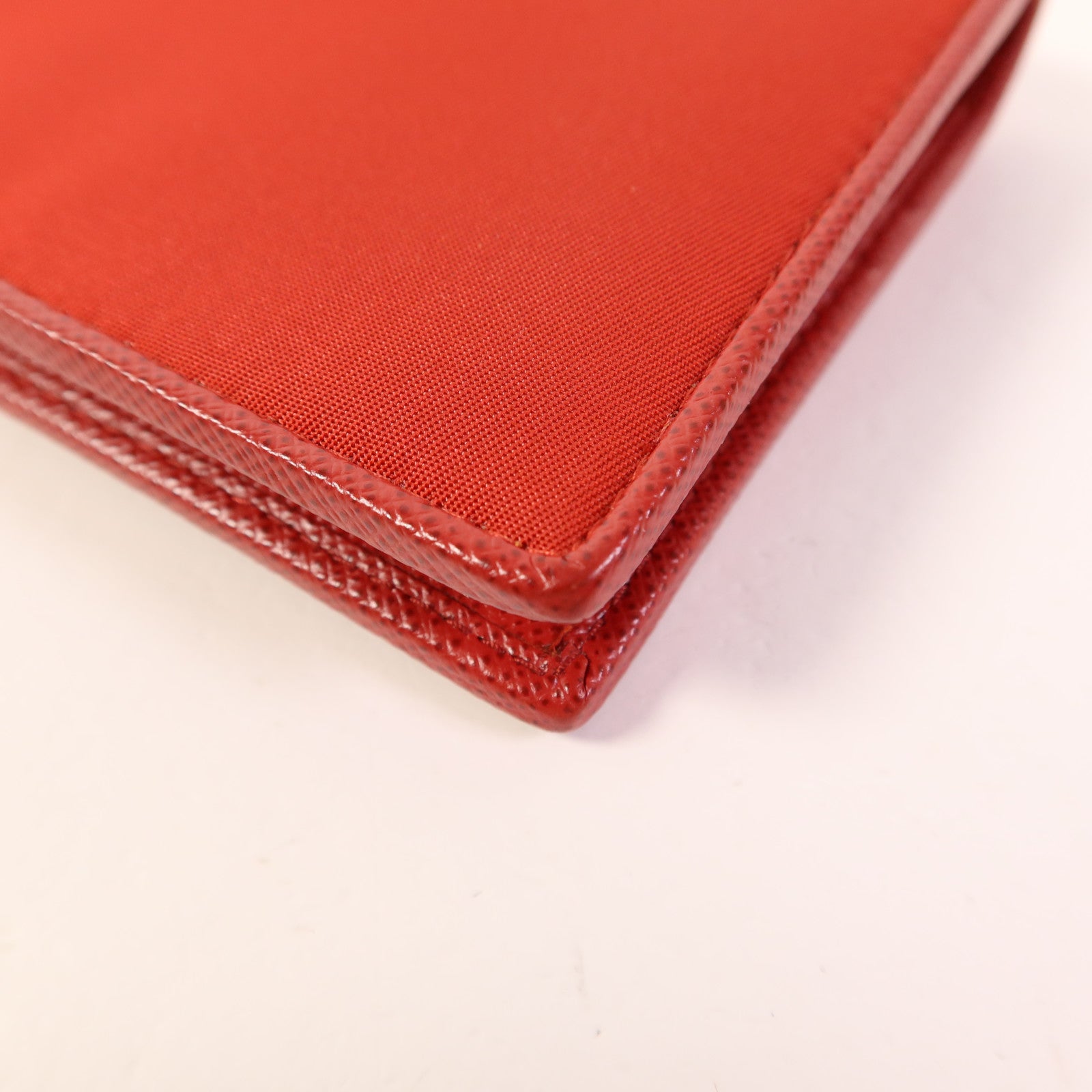 PRADA 尼龍Vitello Move金扣錢包