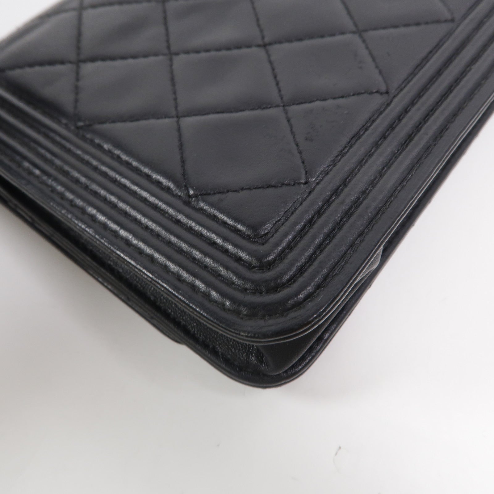 CHANEL 羊皮皮革Boy Wallet On Chain鏈帶肩背袋