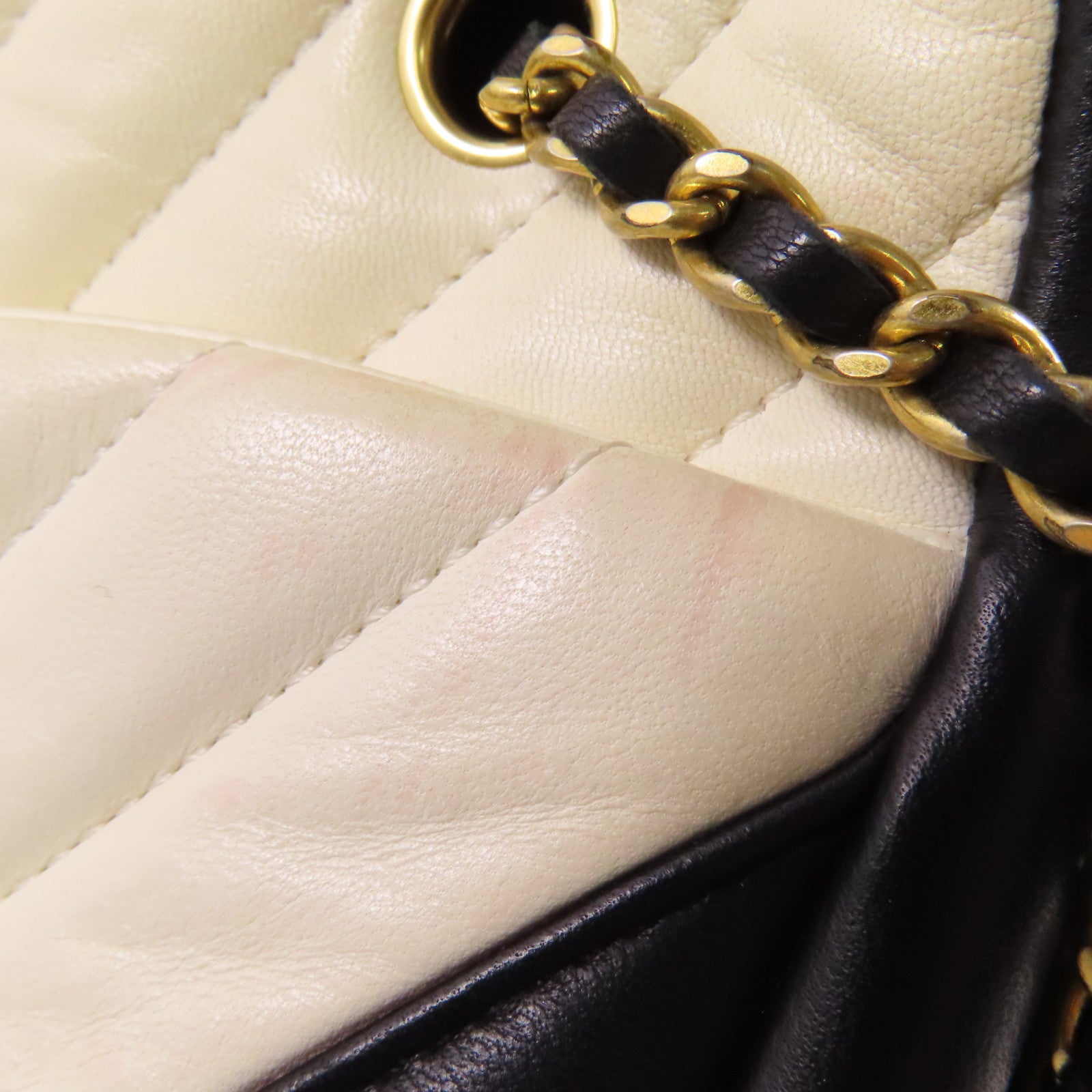 CHANEL CC GHW Chain Shoulder Bag Lambskin Leather Black White