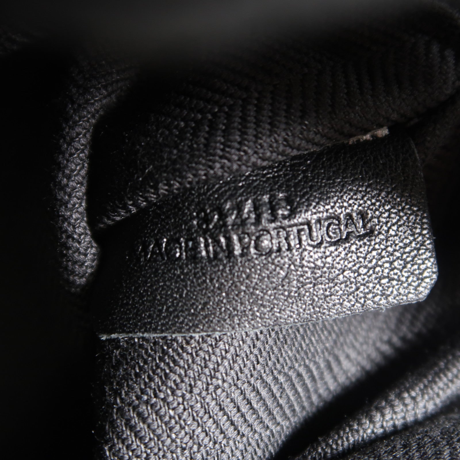 LOEWE 牛皮皮革Military Messenger Bag銀扣肩背袋