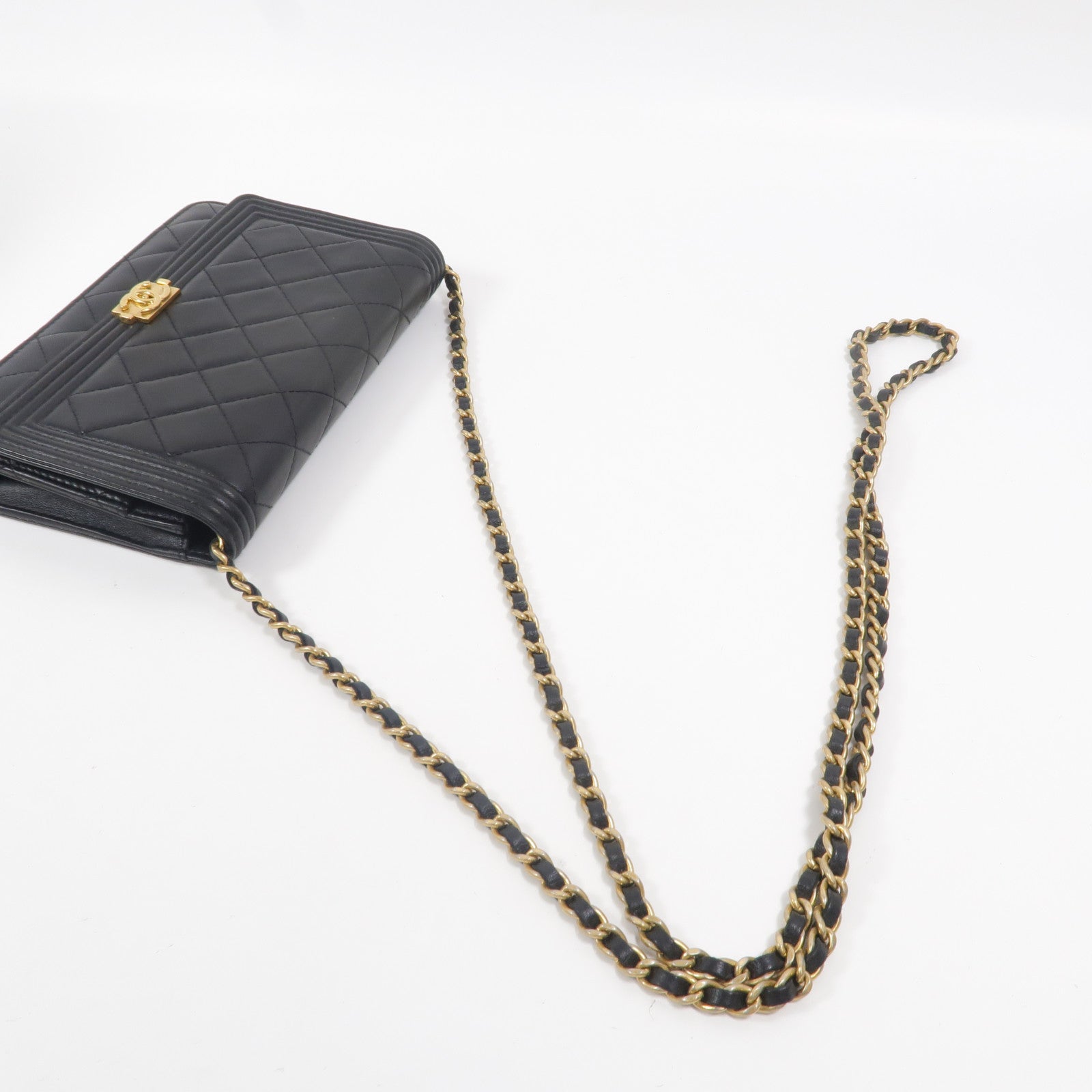CHANEL 羊皮皮革Boy Wallet On Chain鏈帶肩背袋