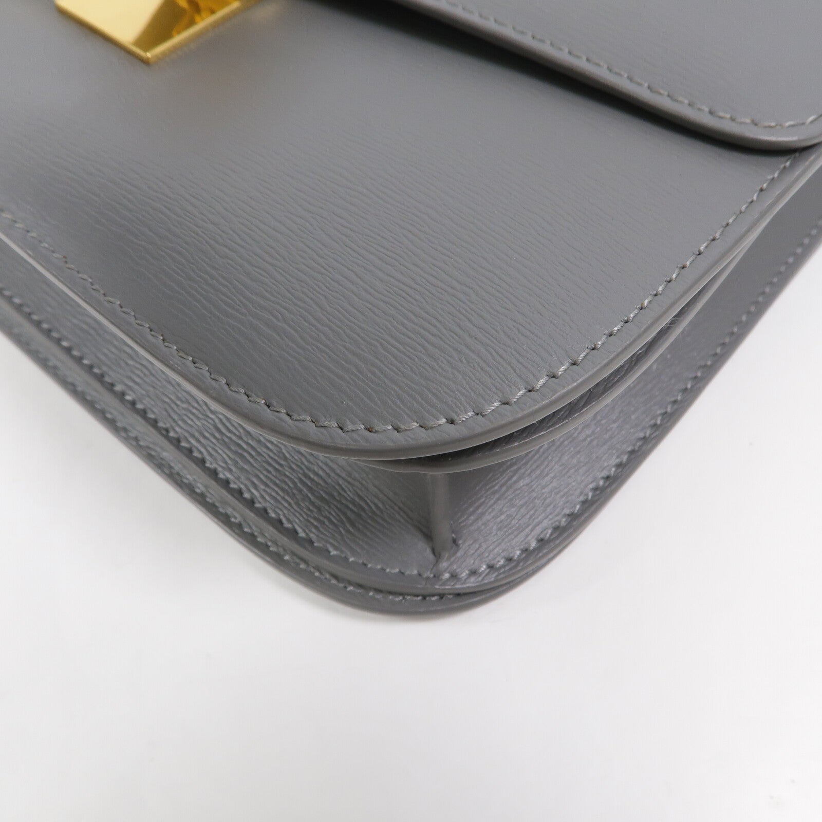 CELINE 牛皮皮革Classic Box Medium肩背袋