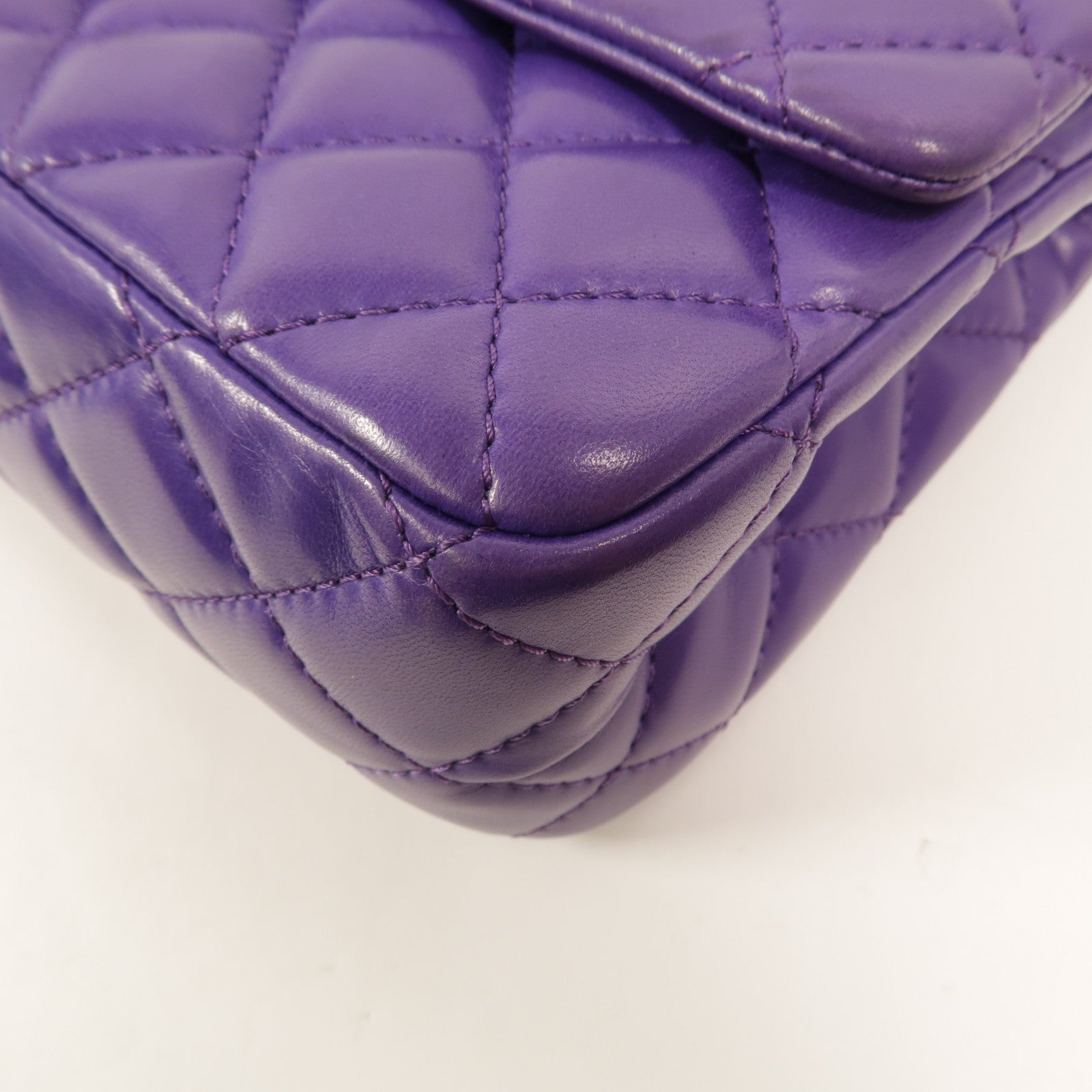 CHANEL 羊皮皮革2.55鏈帶肩背袋