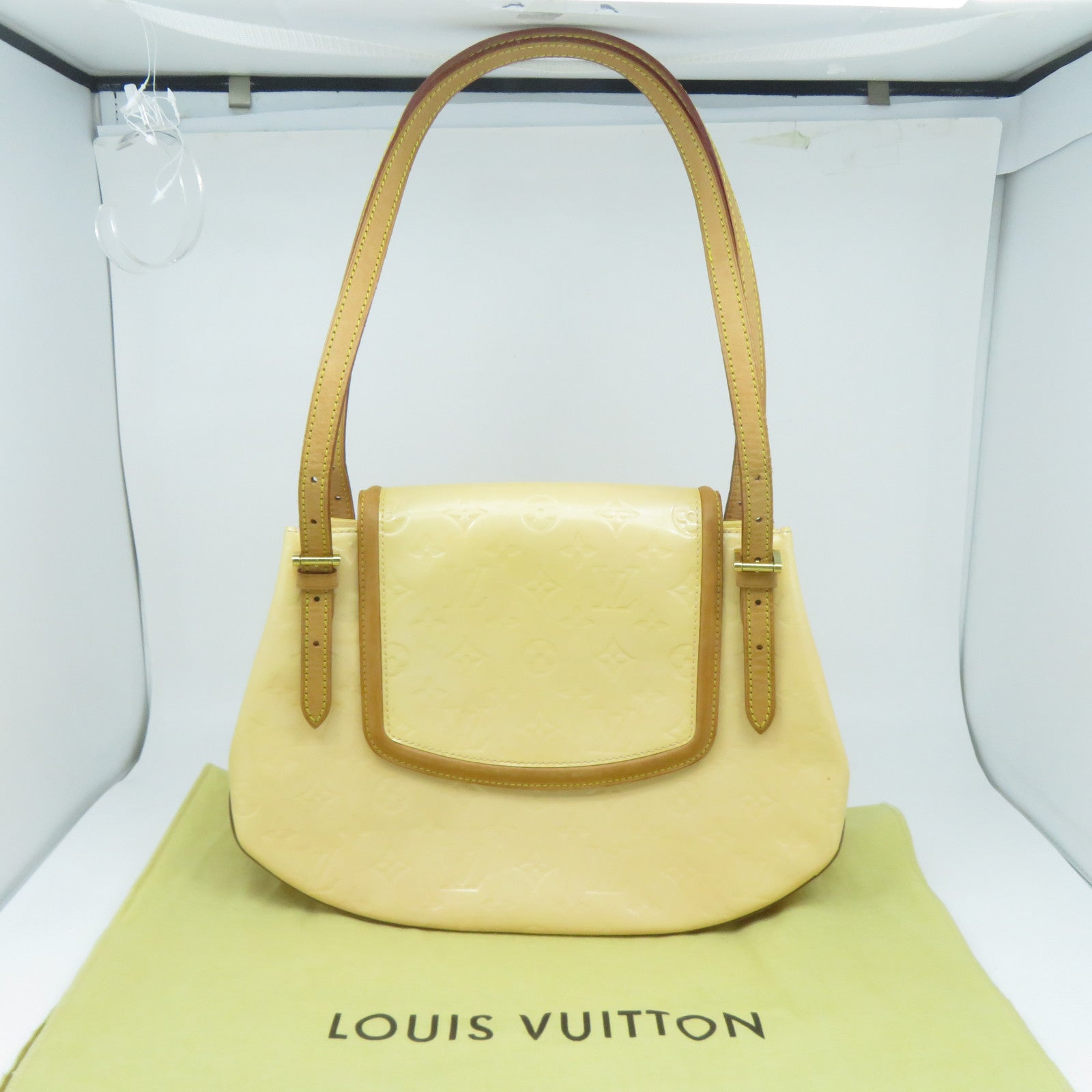 LOUIS VUITTON 【激減優惠】Monogram Vernis Biscayne Bay GM金扣肩背袋米色