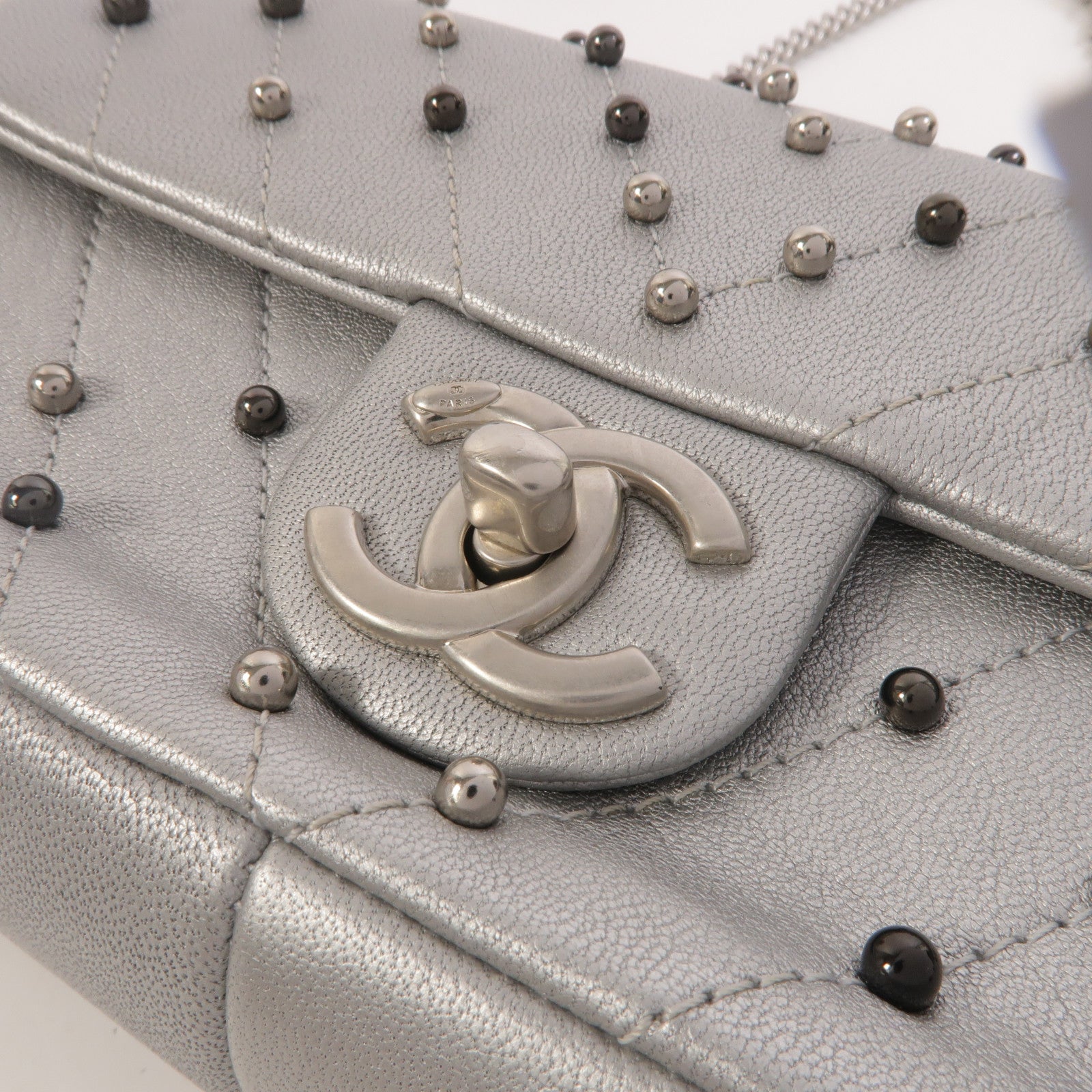 CHANEL 牛皮皮革Mini Flap Bag鏈帶肩背袋