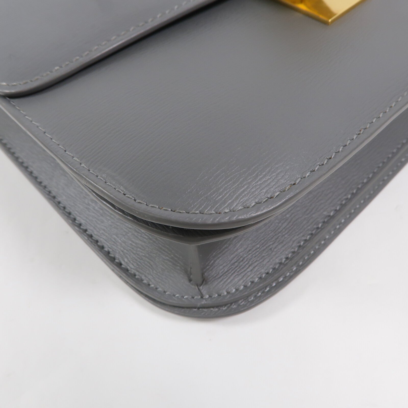 CELINE 牛皮皮革Classic Box Medium肩背袋