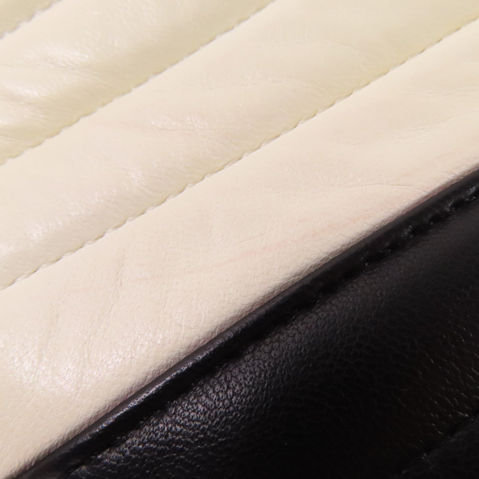 CHANEL CC GHW Chain Shoulder Bag Lambskin Leather Black White