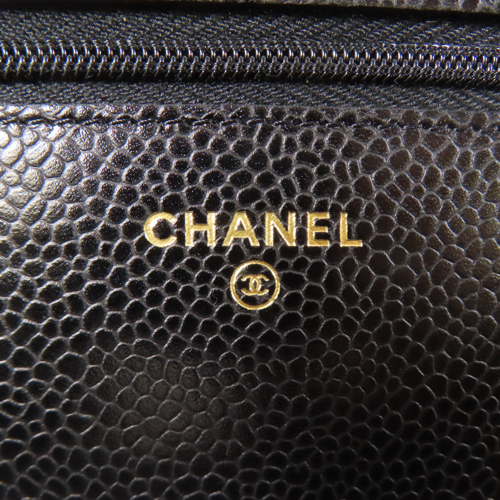 CHANEL 菱格Caviar皮革Wallet On Chain金扣鏈帶肩背袋黑色