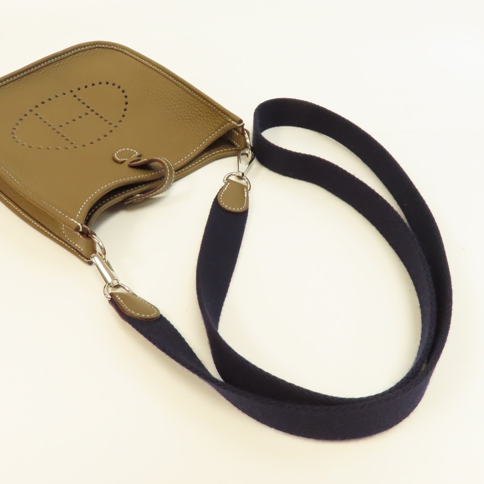 HERMES Clemence皮革Evelyne TPM Shoulder Bag銀扣肩背袋Etoupe/啡色