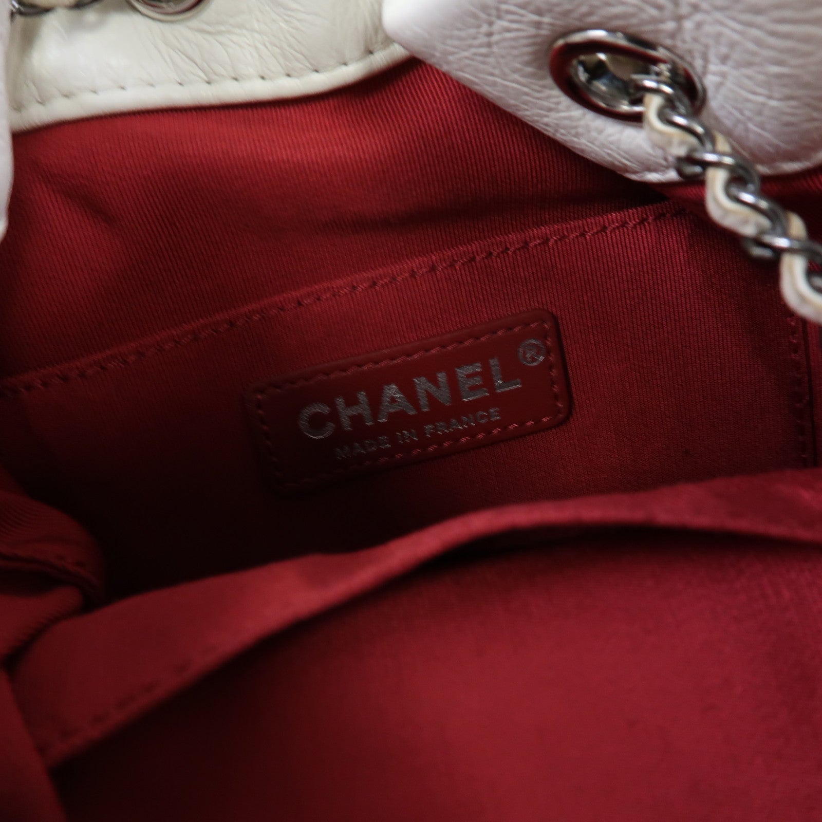 CHANEL 牛皮皮革Chain Shoulder鏈帶肩背袋黑色/白色