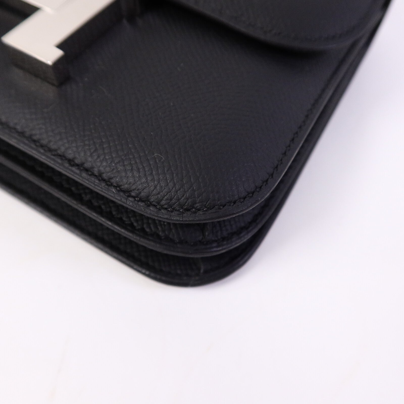 HERMES Epsom皮革Mini Constance肩背袋Noir