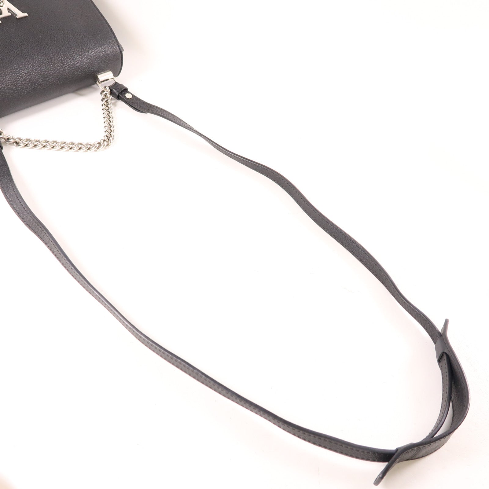 LOUIS VUITTON 牛皮皮革Lockme II BB銀扣手挽肩背兩用袋黑色
