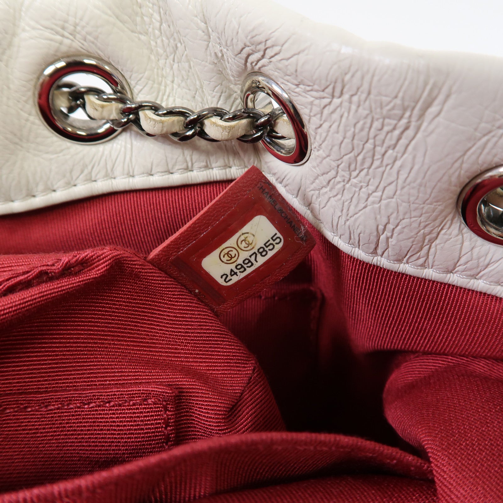 CHANEL 牛皮皮革Chain Shoulder鏈帶肩背袋黑色/白色
