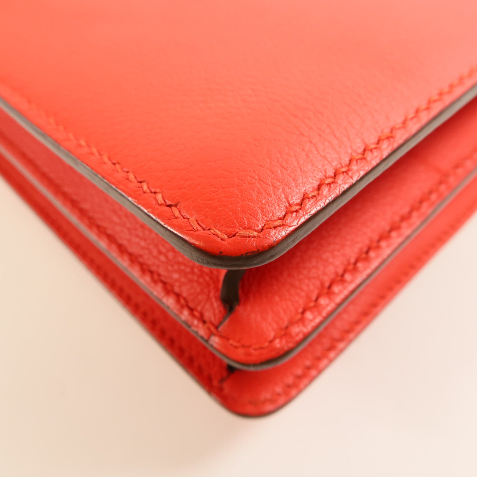HERMES Evercolor皮革Mini Roulis金扣肩背袋Rouge Tomate