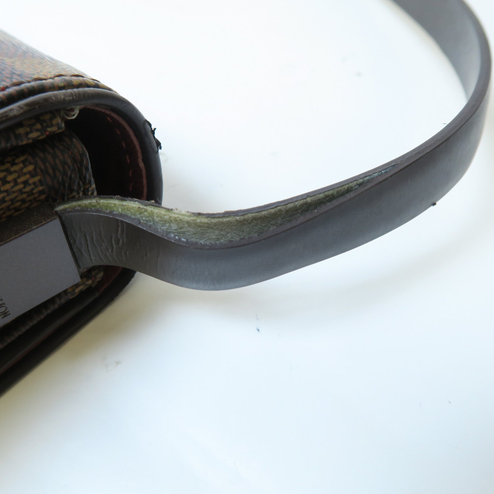 LOUIS VUITTON **【激減優惠】Damier Tribeca Carre金扣肩背袋啡色