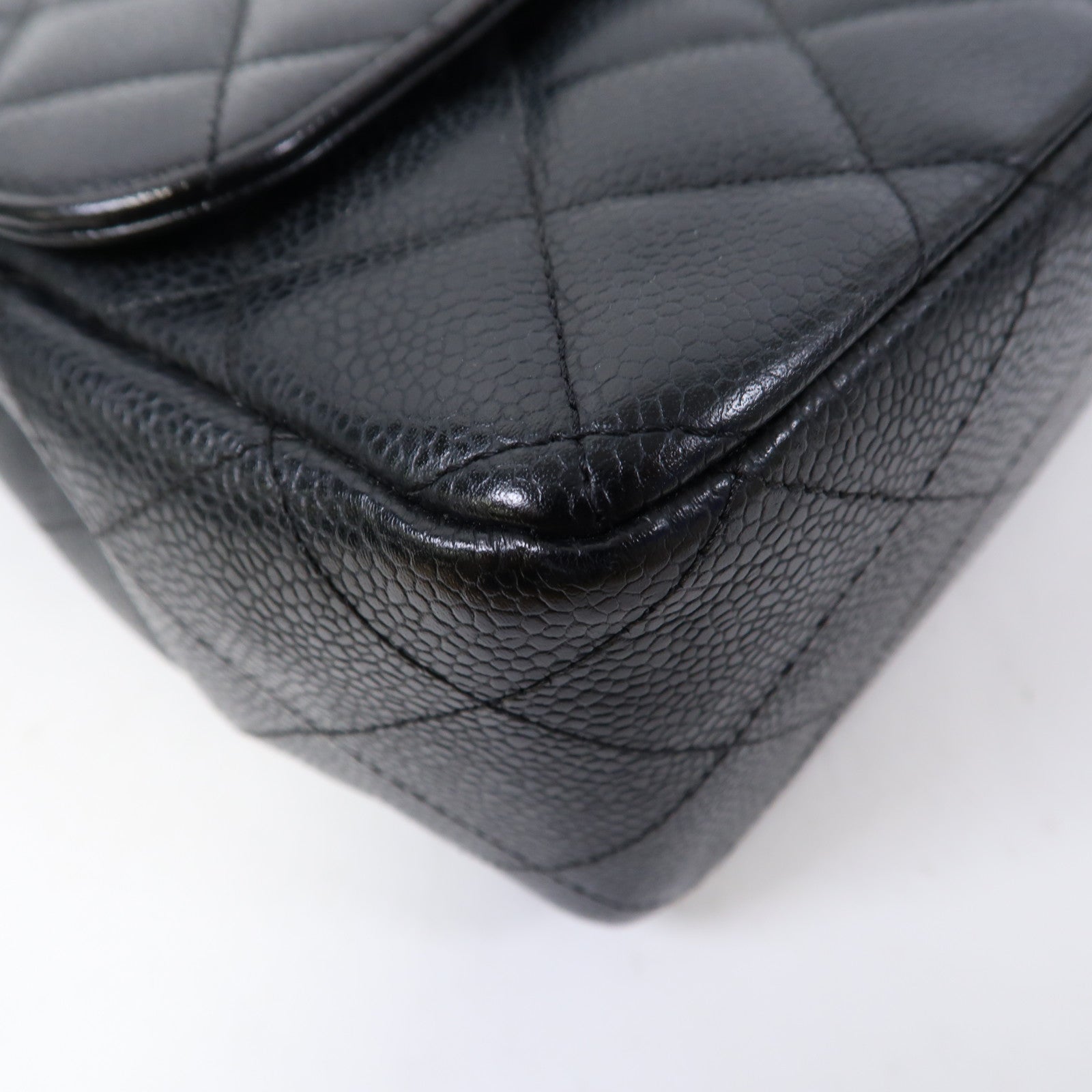 CHANEL 【激減優惠】菱格Caviar皮革Classic 30cm Chain Shoulder銀扣手挽肩背兩用袋黑色