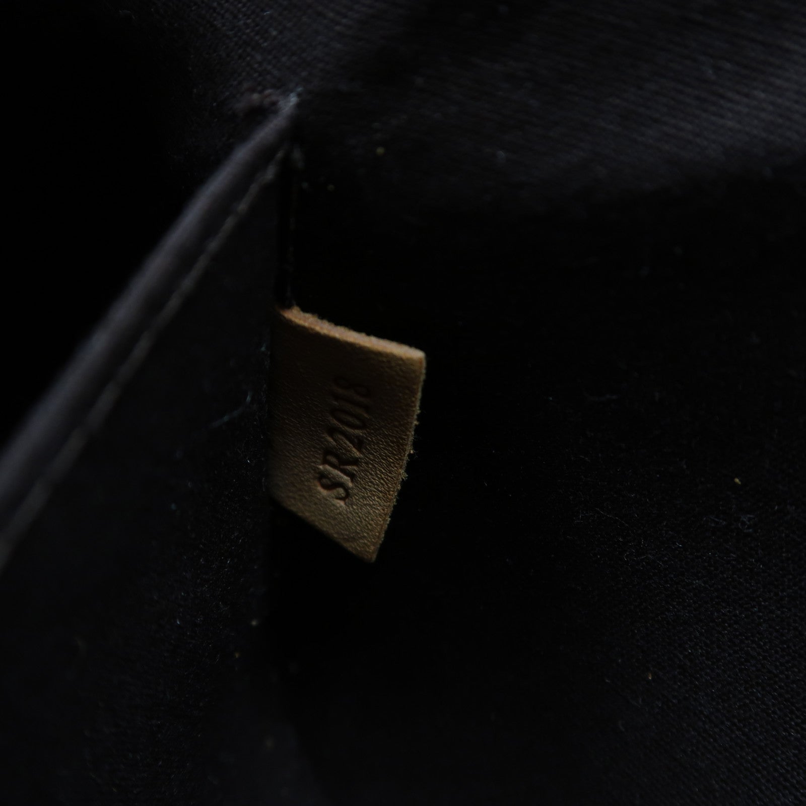 LOUIS VUITTON Monogram Vernis Roxbury Drive金扣手挽肩背兩用袋紅色