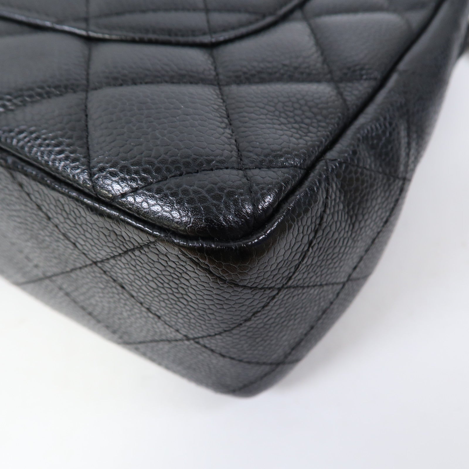 CHANEL 【激減優惠】菱格Caviar皮革Classic 30cm Chain Shoulder銀扣手挽肩背兩用袋黑色