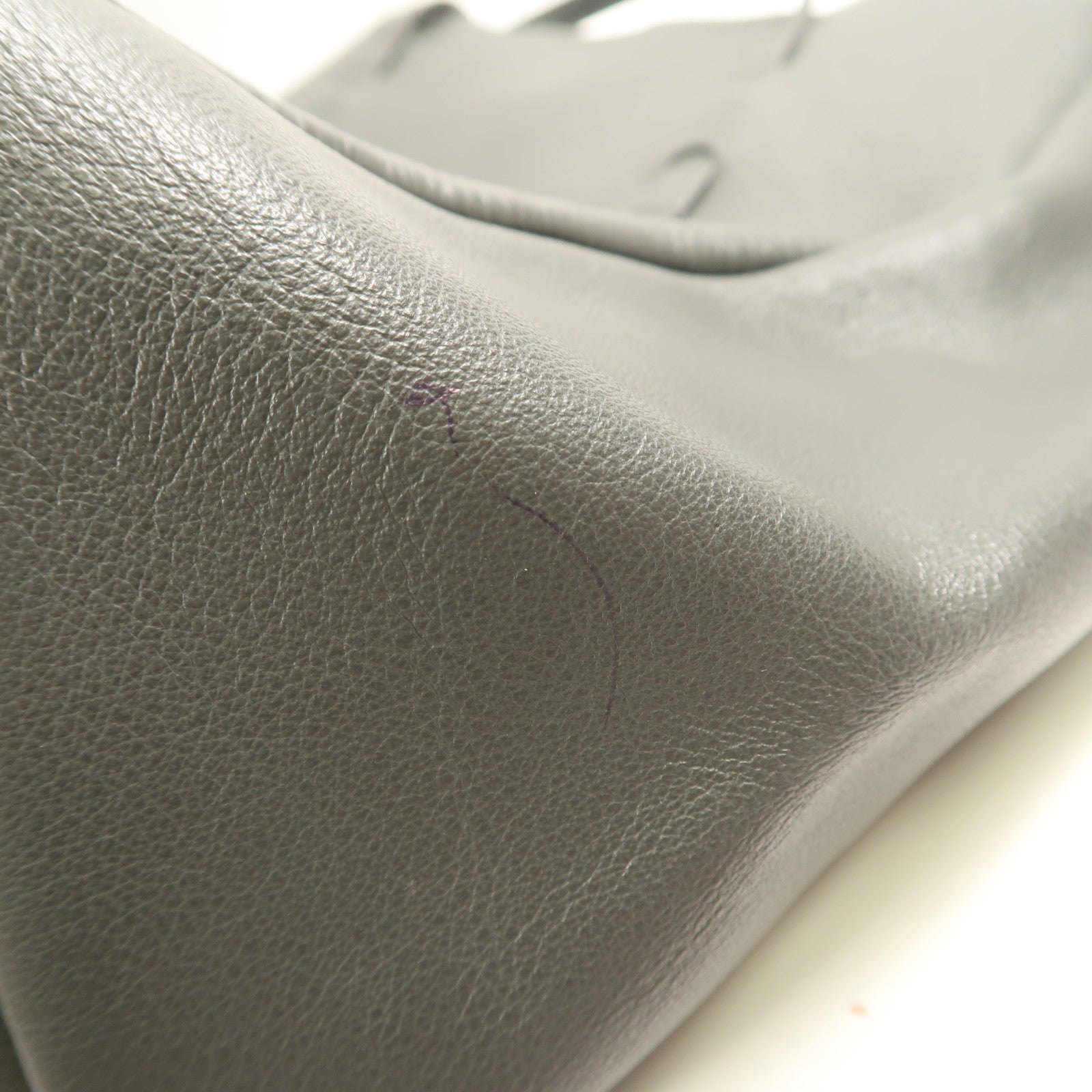 BALENCIAGA 牛皮皮革Everyday肩背袋