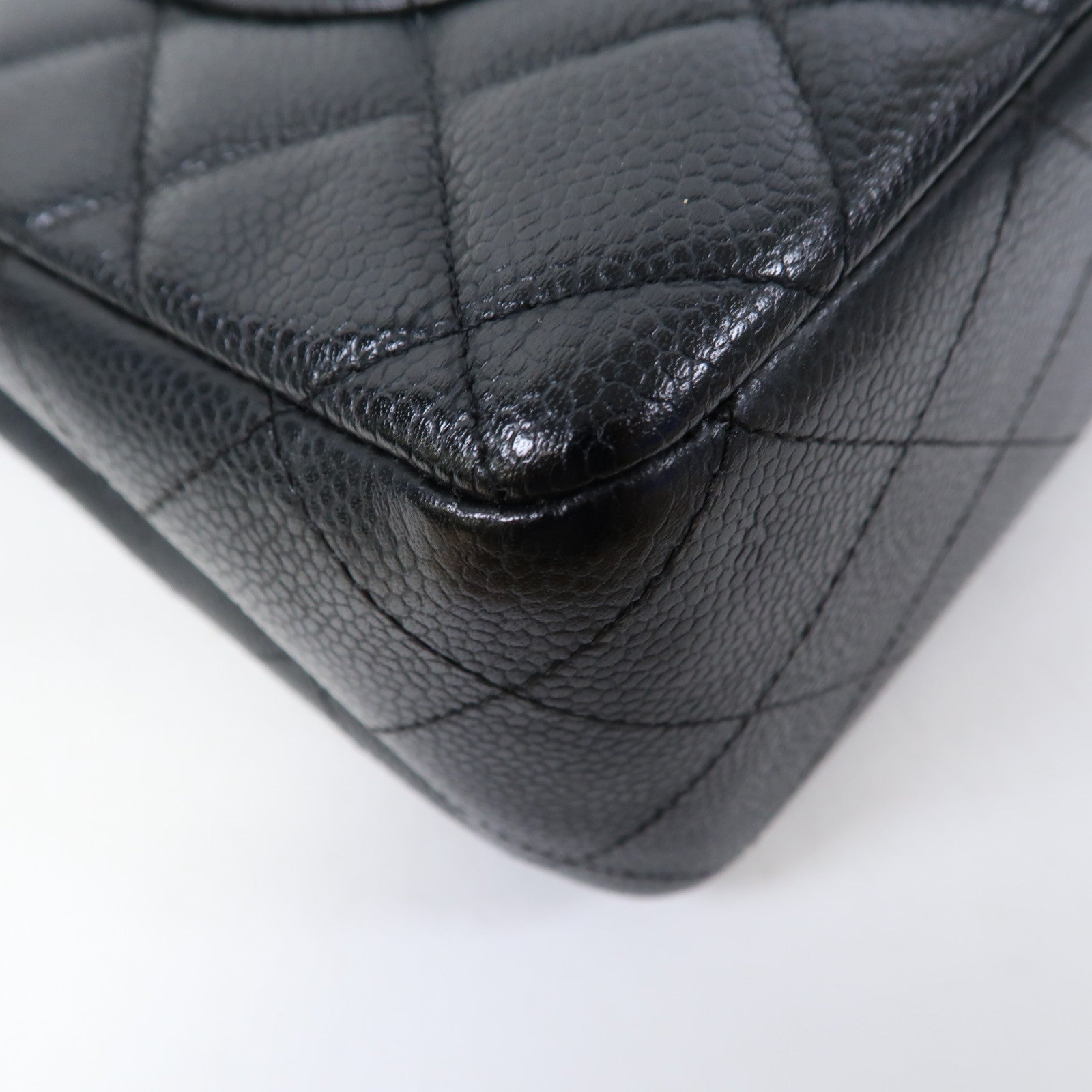 CHANEL 【激減優惠】菱格Caviar皮革Classic 30cm Chain Shoulder銀扣手挽肩背兩用袋黑色