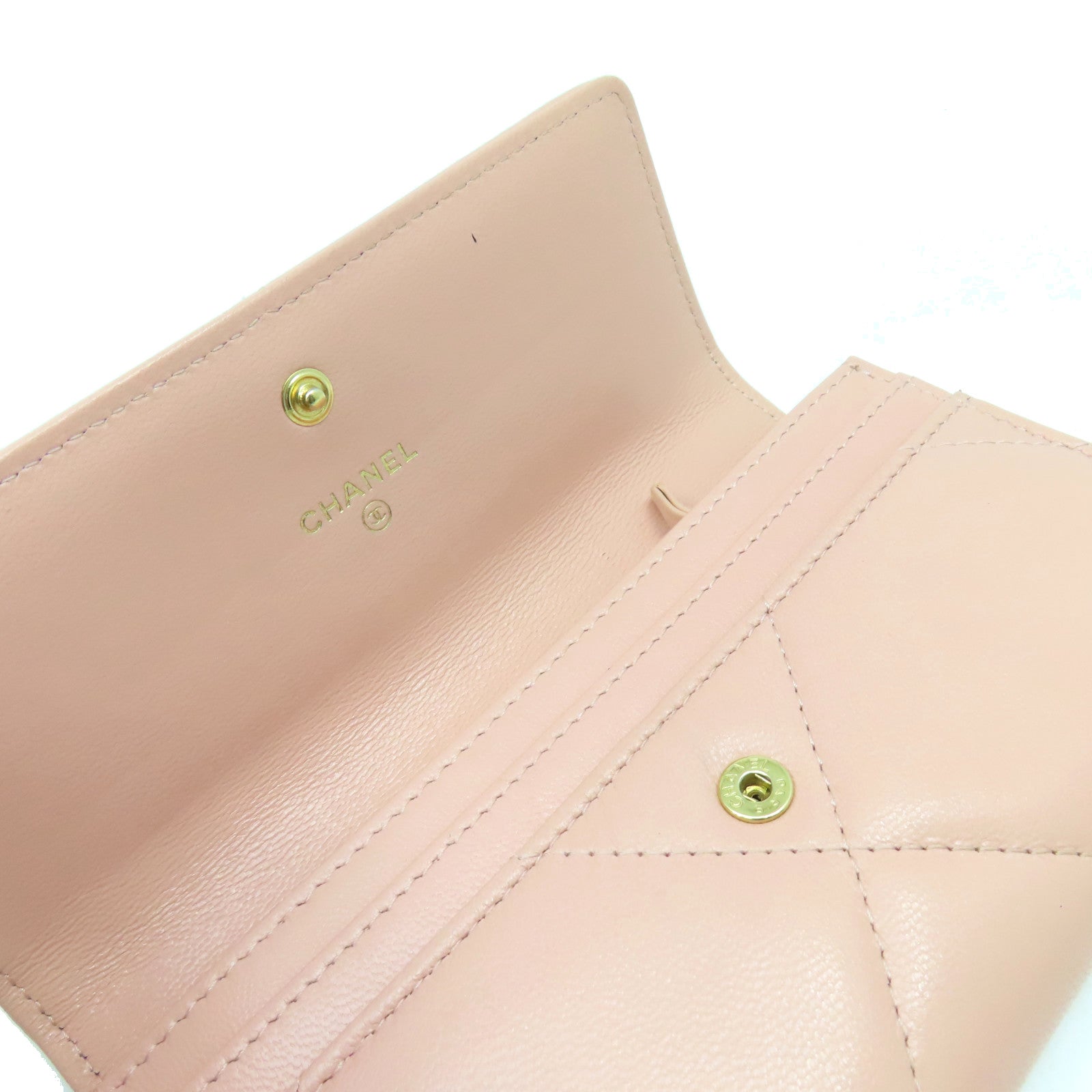 CHANEL 菱格牛皮皮革Middle Wallet金扣錢包粉紅色