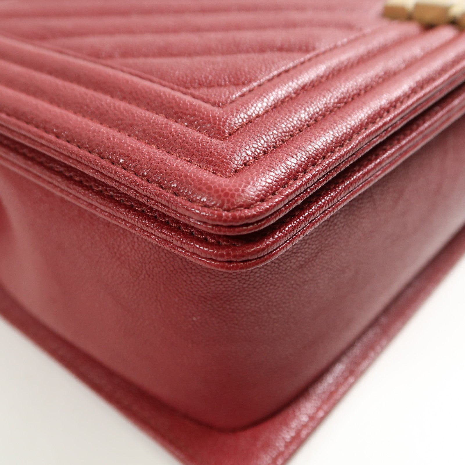 CHANEL 牛皮皮革Boy Chanel 28金扣鏈帶肩背袋