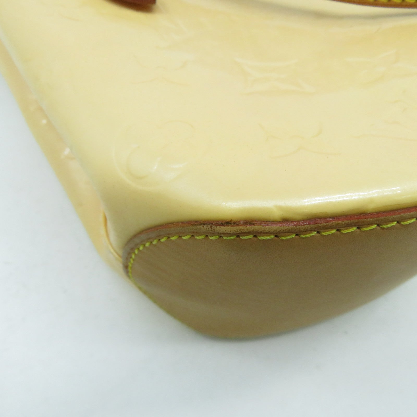 LOUIS VUITTON 【激減優惠】Monogram Vernis Biscayne Bay GM金扣肩背袋米色