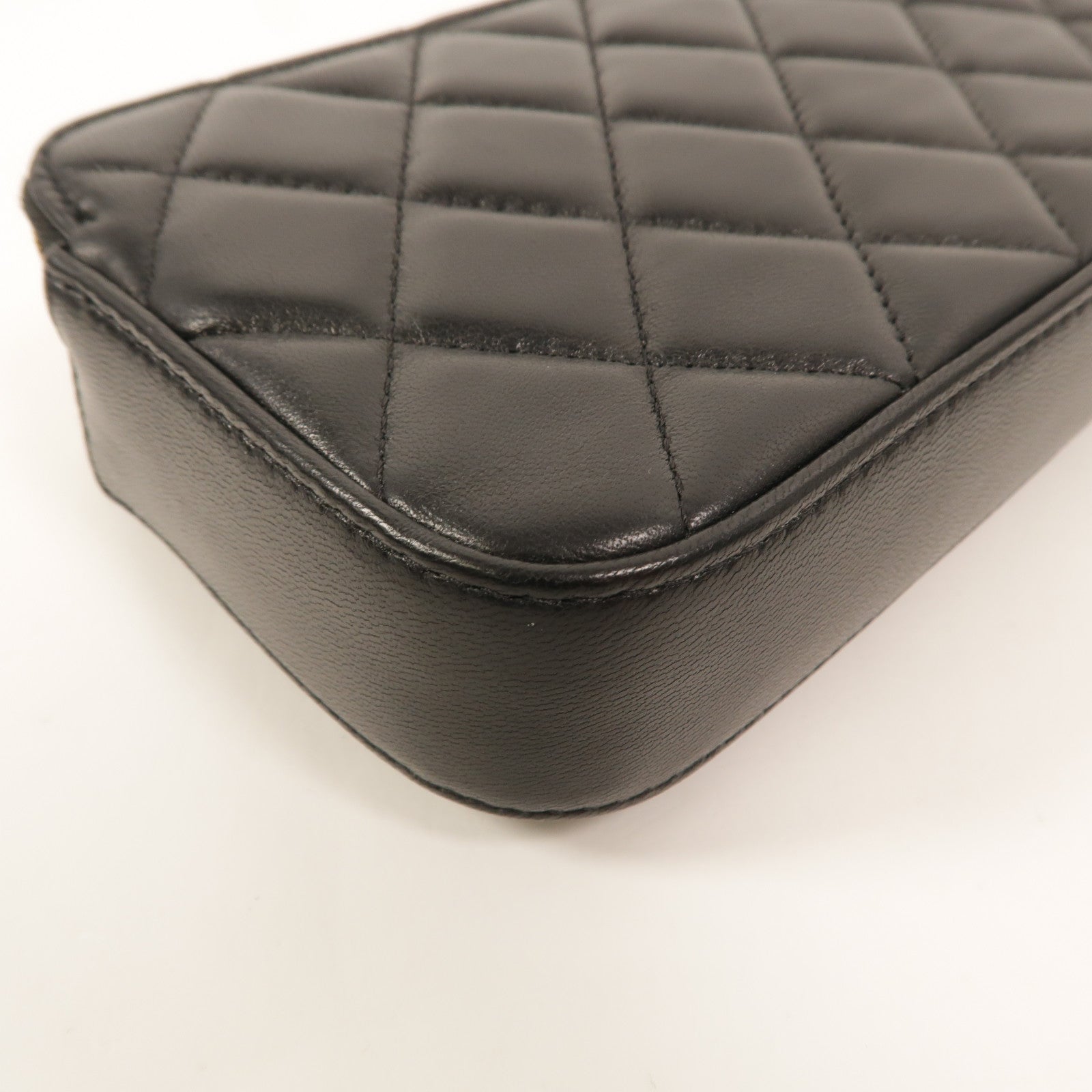 CHANEL 羊皮皮革CC Mark Matelasse Bag鏈帶肩背袋