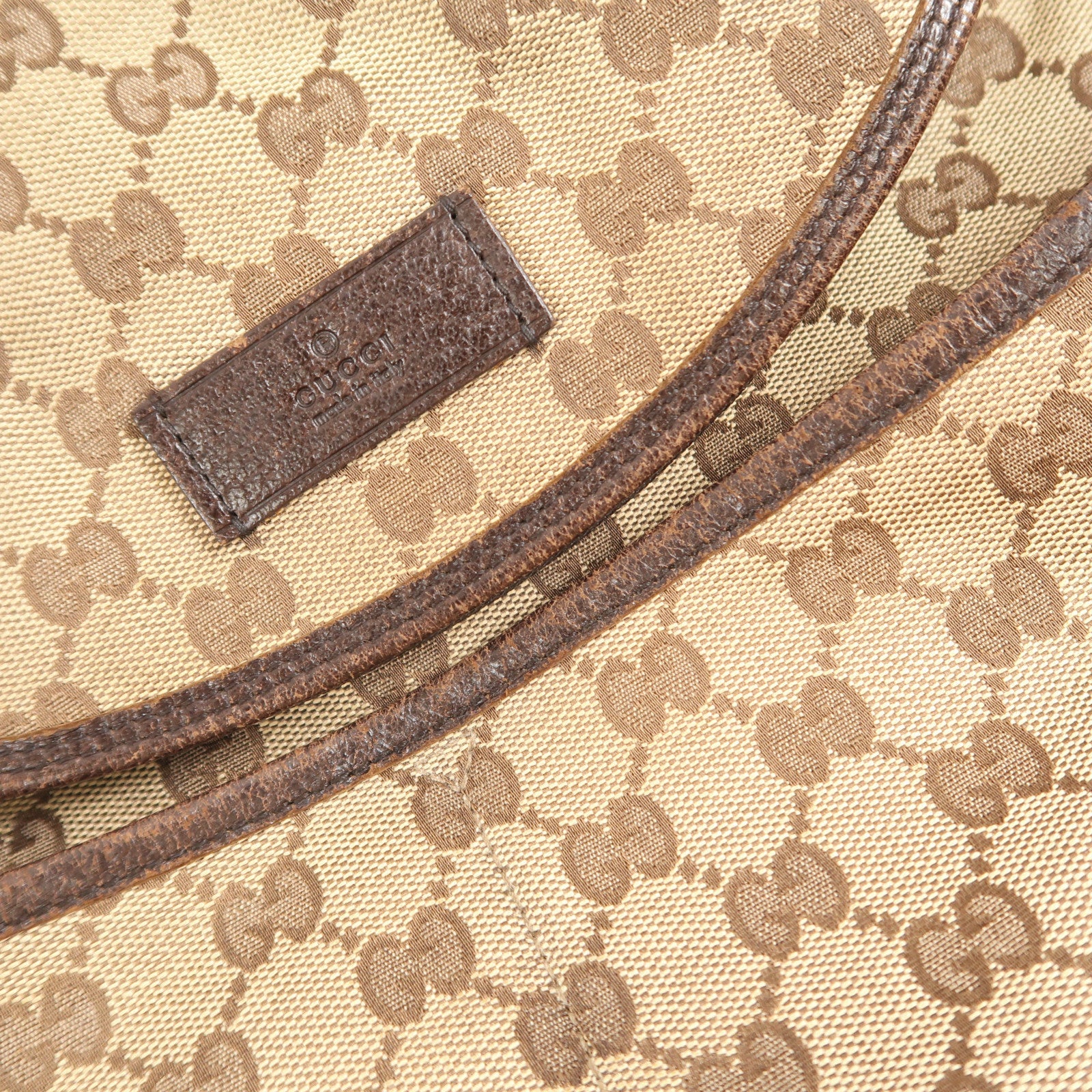 GUCCI 帆布Shoulder Bag銀扣肩背袋